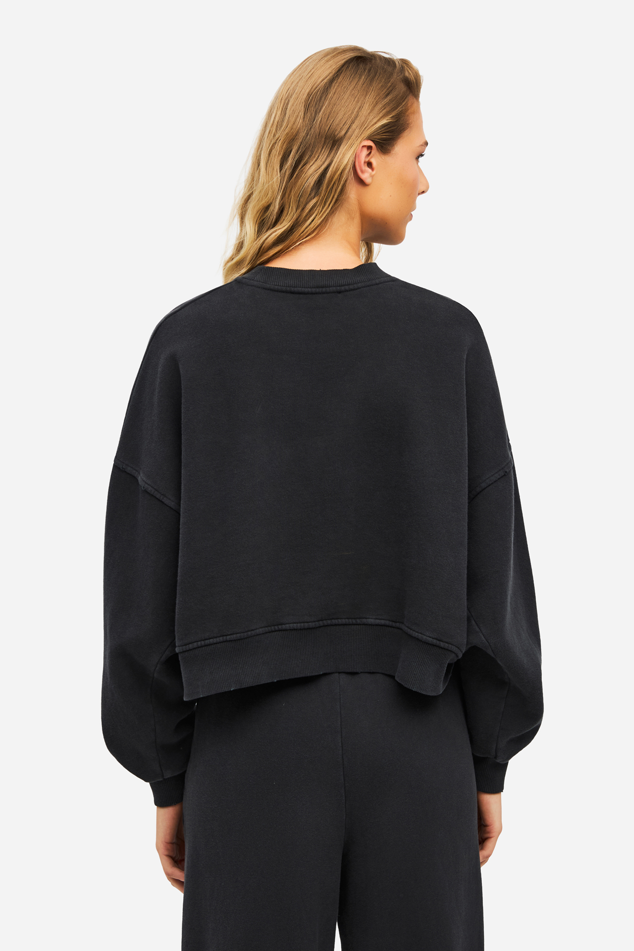 OVERSIZED CREWNECK WITH DESTROYS