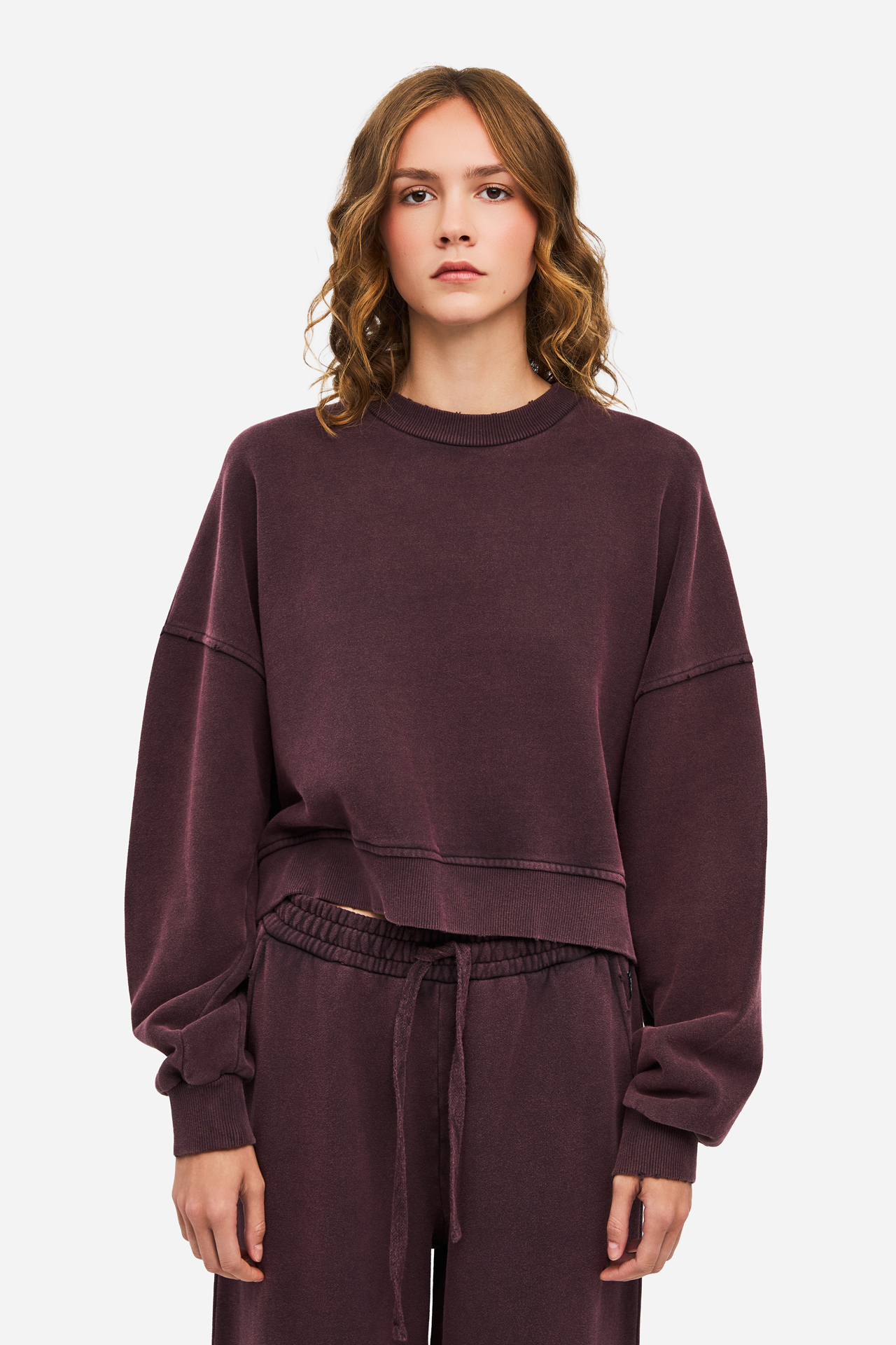 OVERSIZED CREWNECK WITH DESTROYS