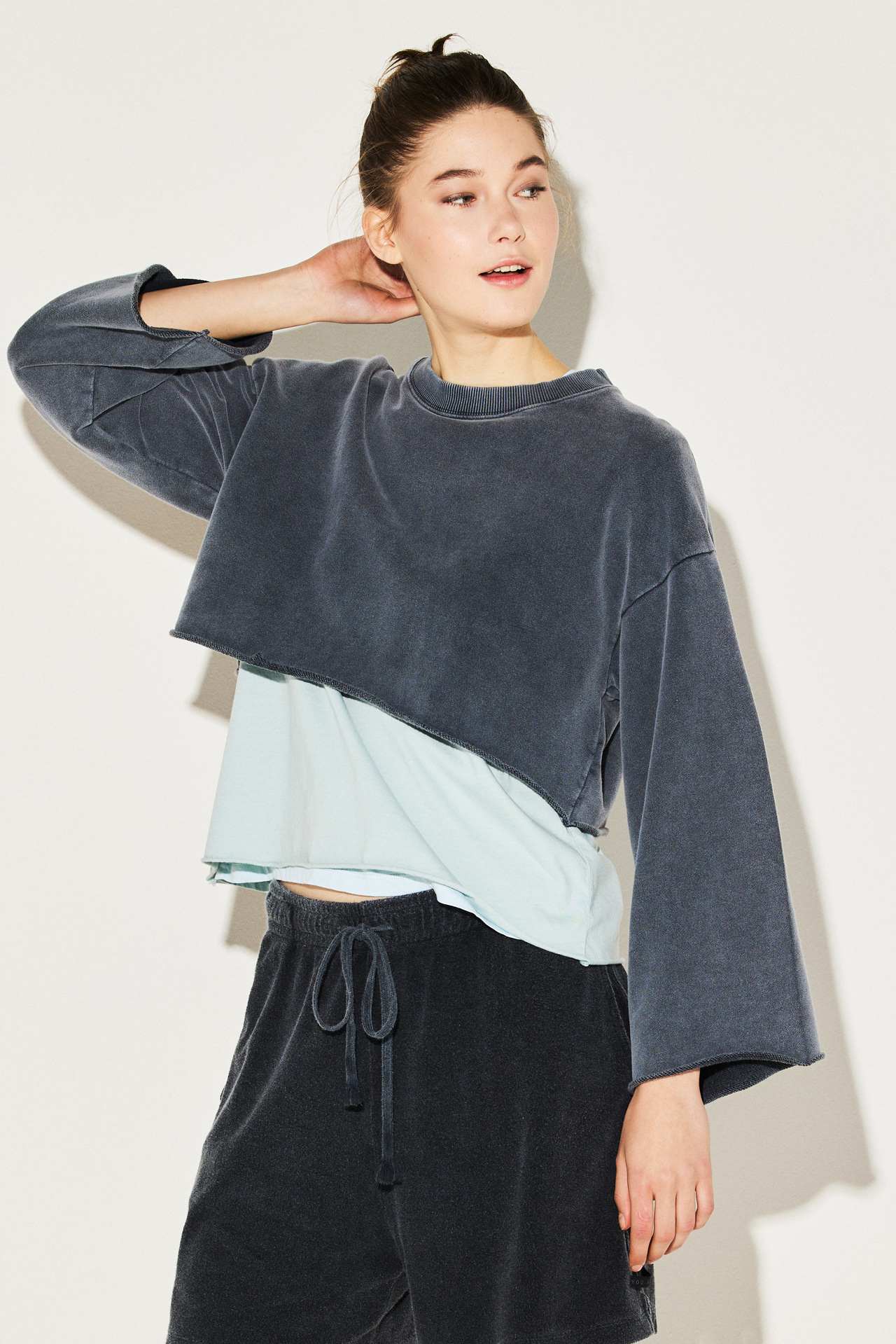 Relaxed Crop Crewneck