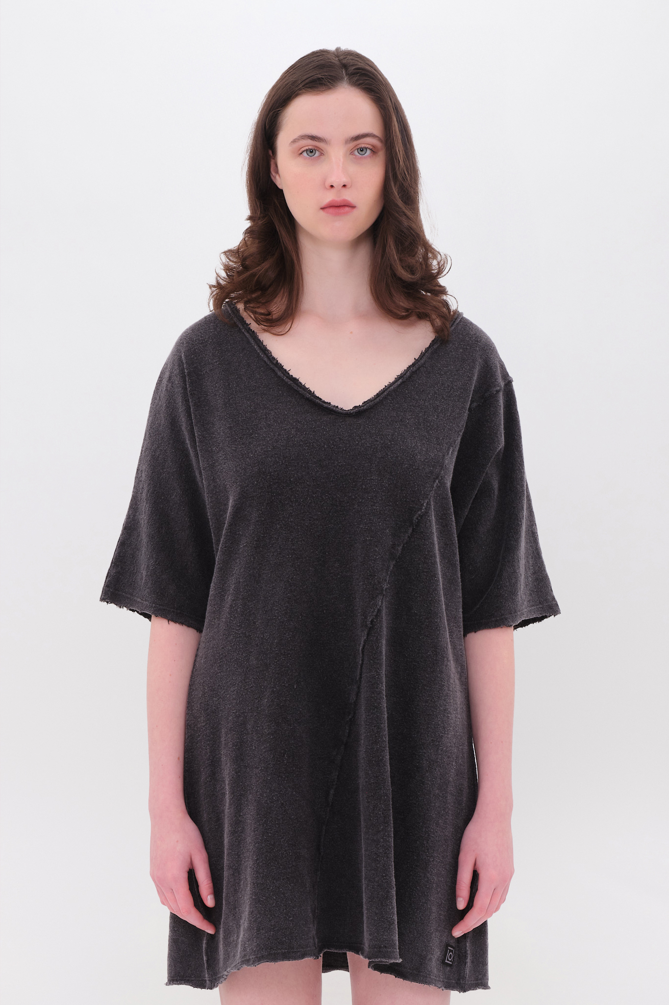 RELAXED DRESS WITH RAW EDGES