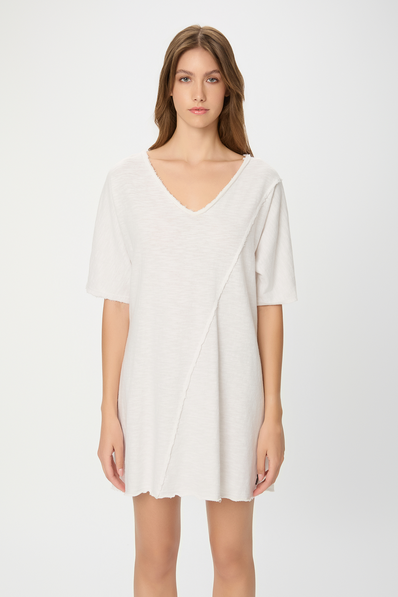 RELAXED DRESS WITH RAW EDGES