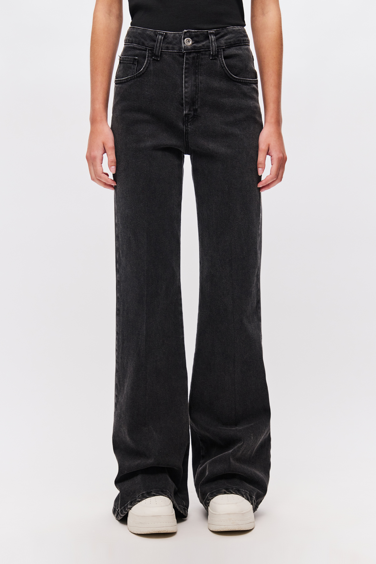 MID-RISE SKINNY FLARE JEANS