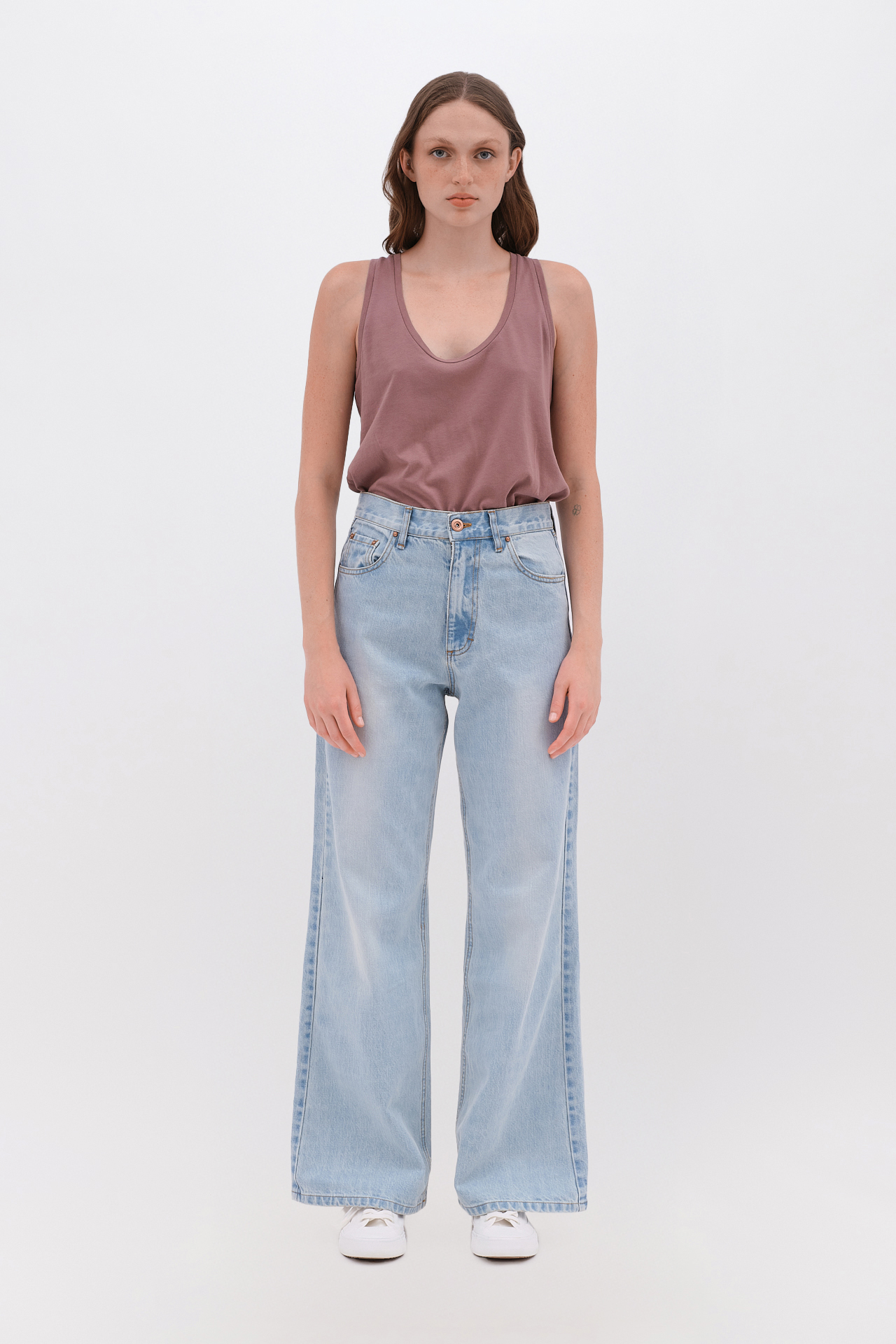 WIDE LEG JEANS