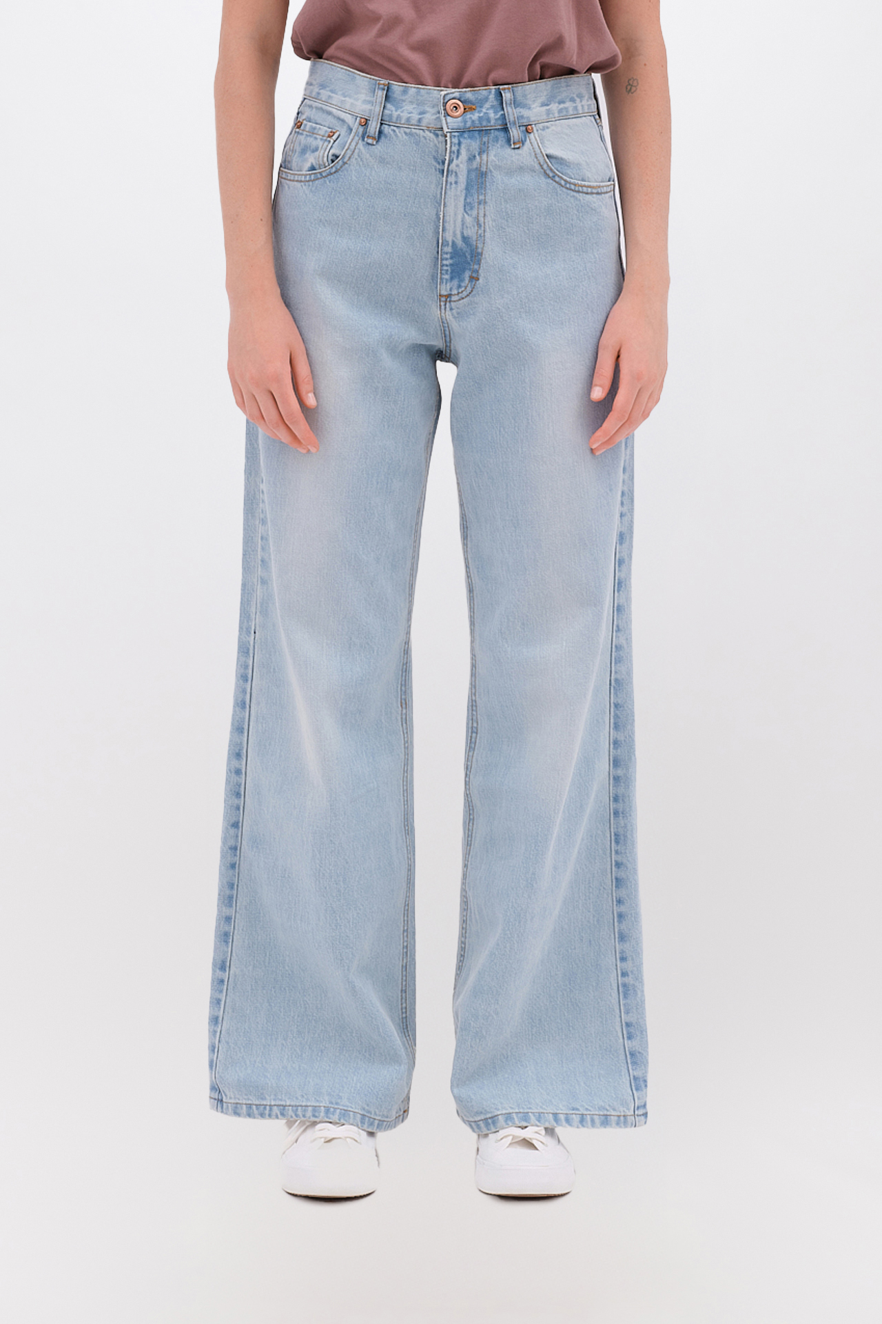 WIDE LEG JEANS