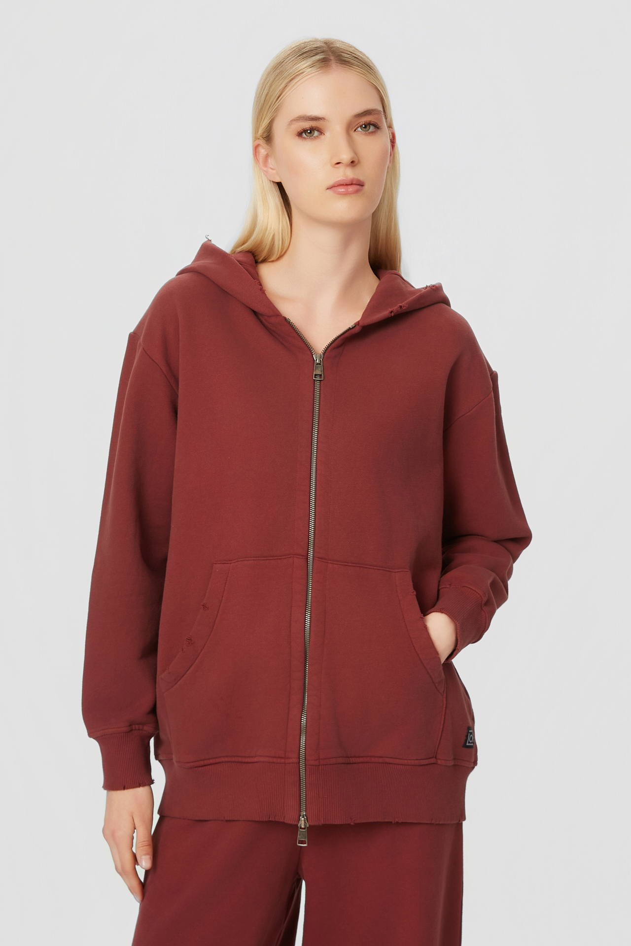 OVERSIZED FULLZIP WITH DESTROYS