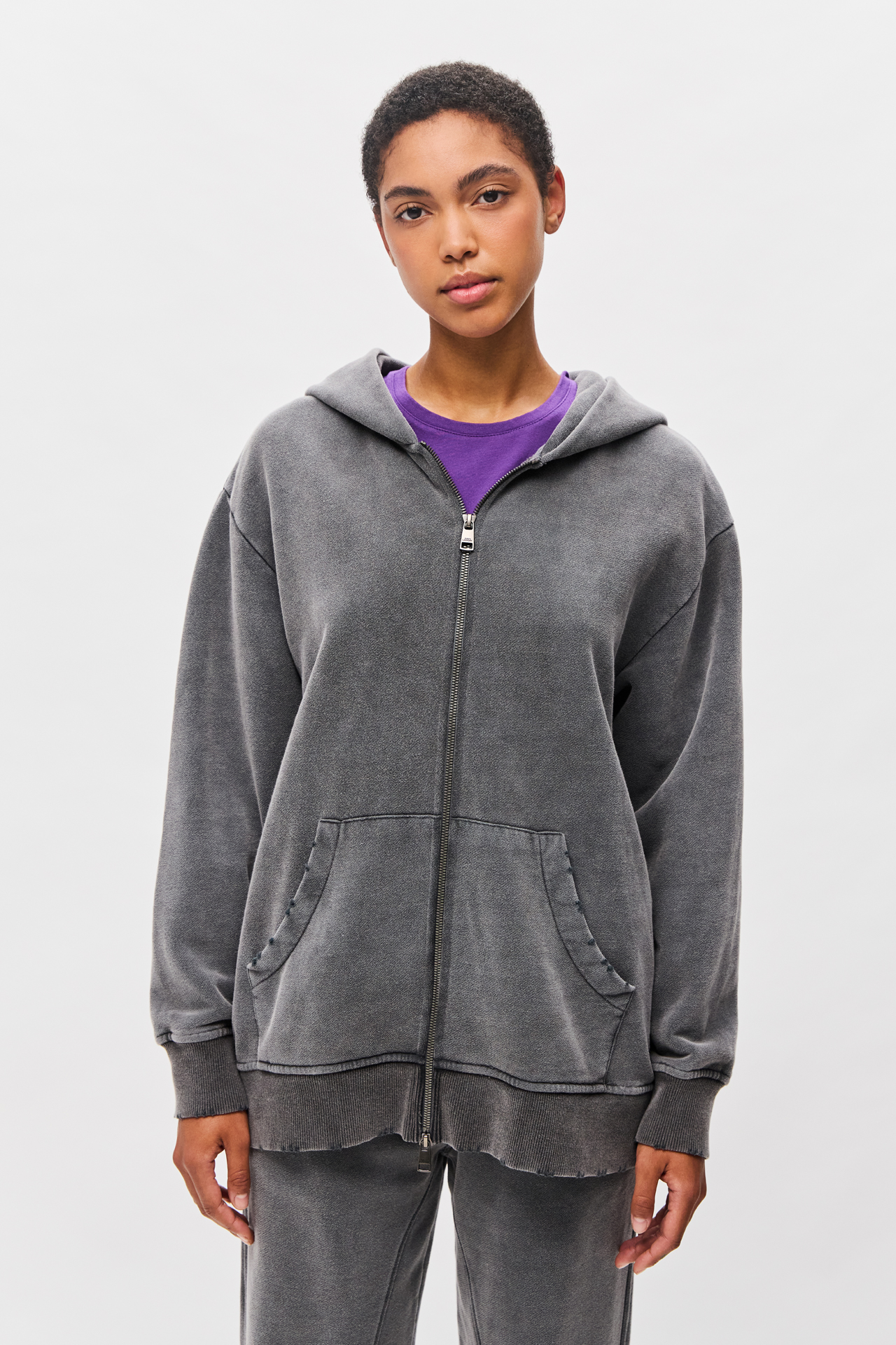 OVERSIZED FULLZIP WITH DESTROYS