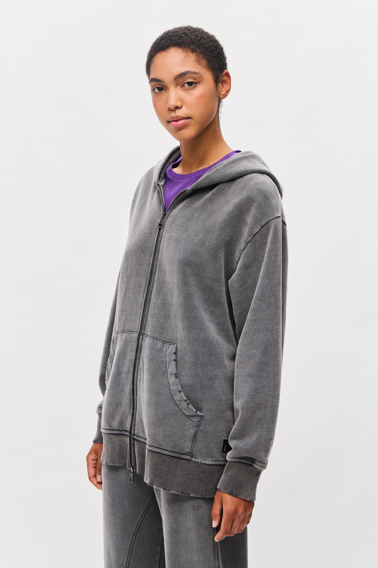 OVERSIZED FULLZIP WITH DESTROYS