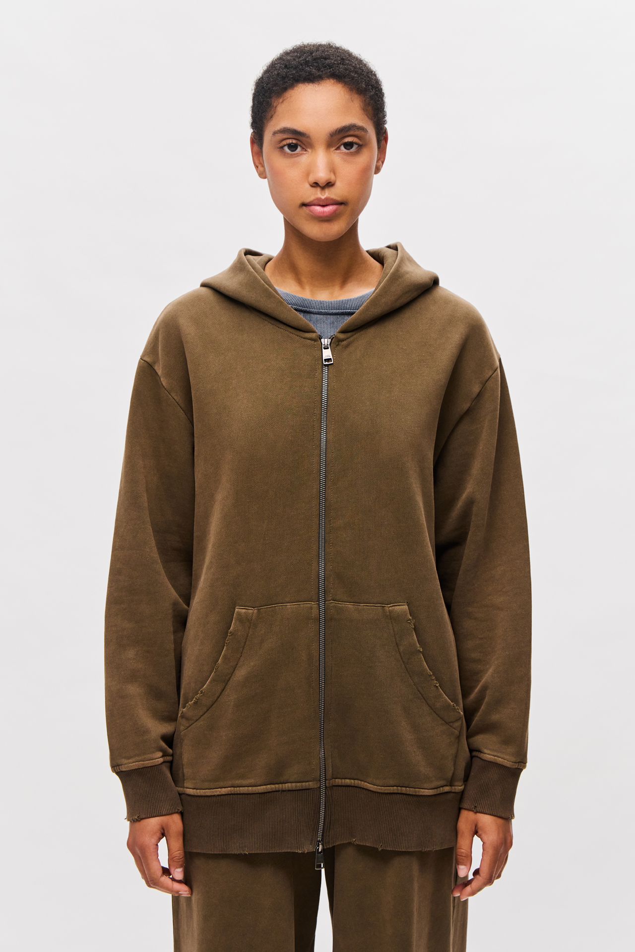 OVERSIZED FULLZIP WITH DESTROYS