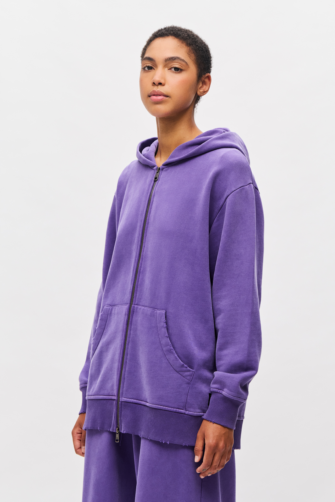 OVERSIZED FULLZIP WITH DESTROYS