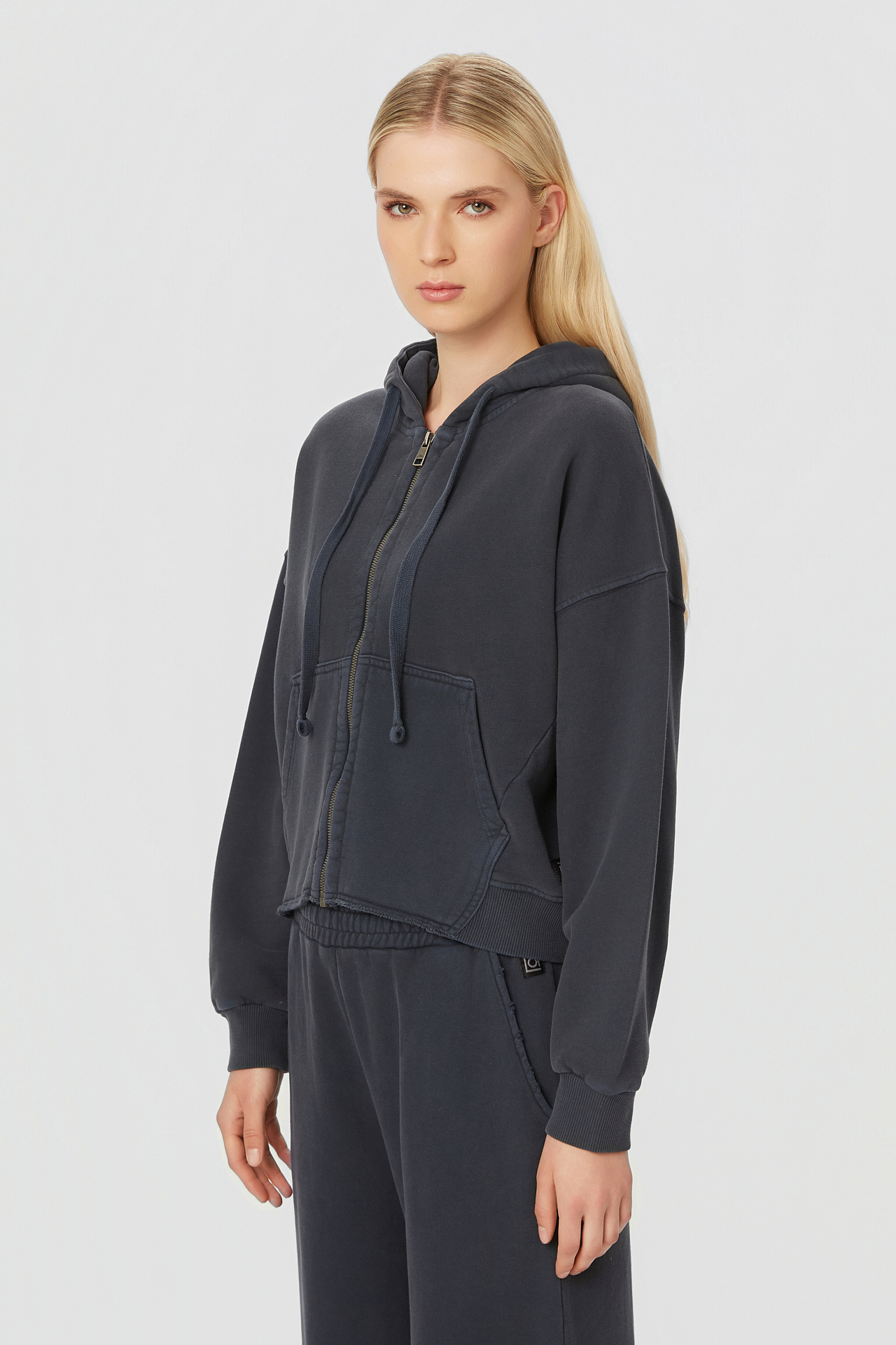 DIVIDED FULLZIP