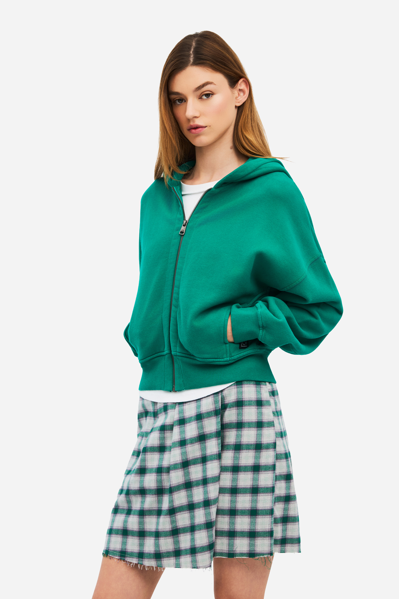 CROPPED FULLZIP WITH SEAMING