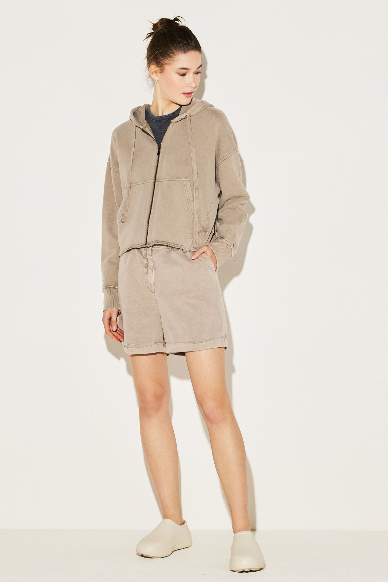 Relaxed Boxy Fullzip