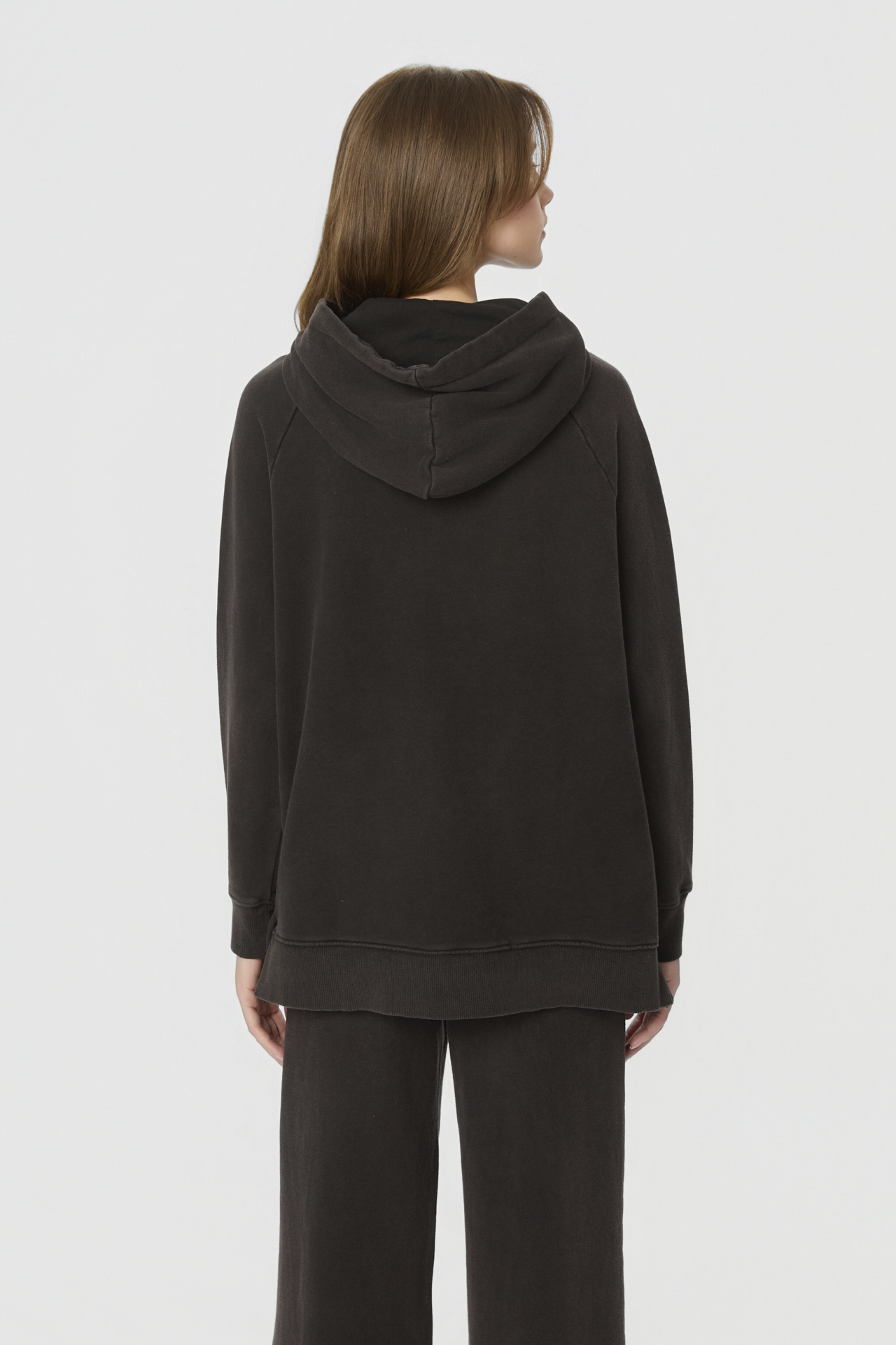 OVERSIZED RAGLAN HOODIE