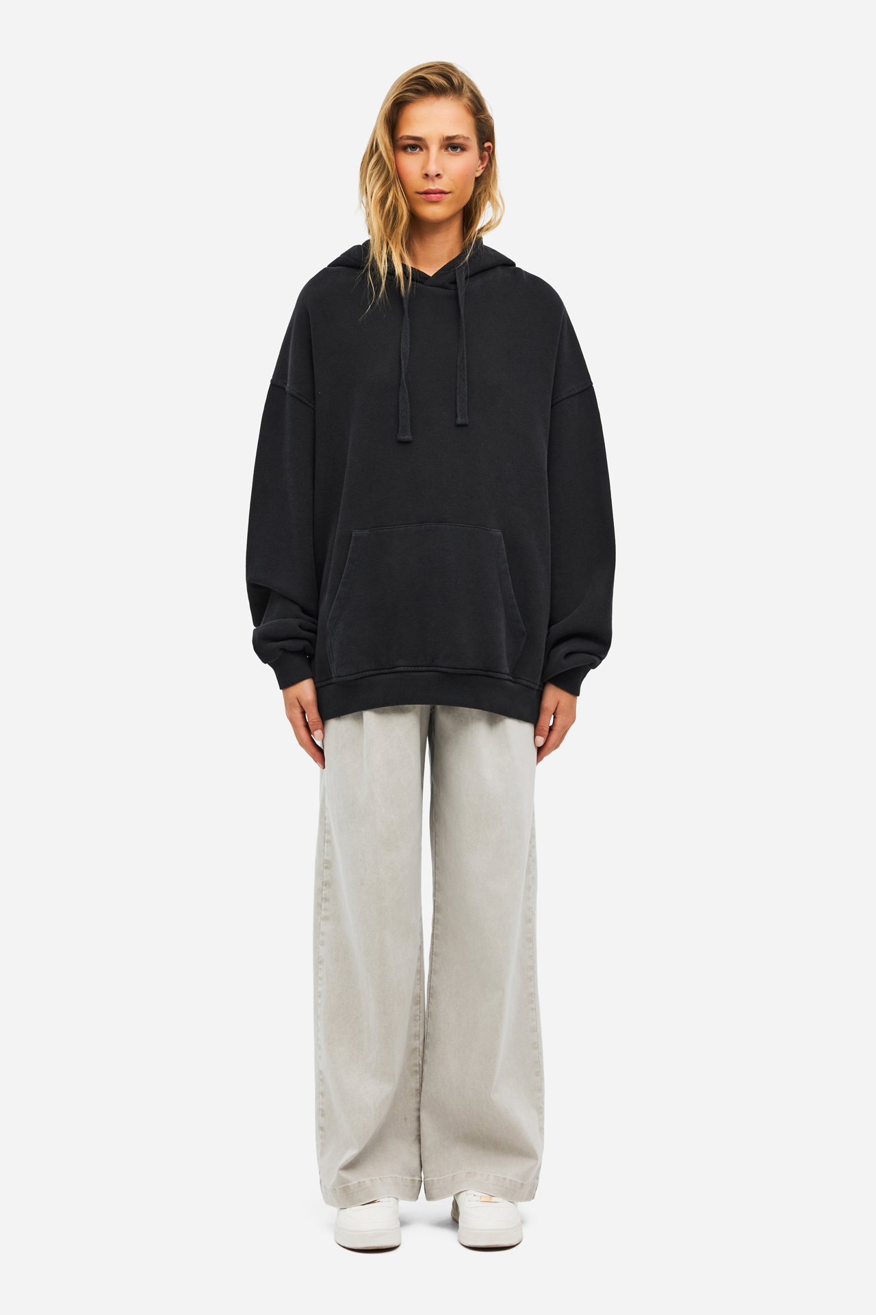 OVERSIZED HOODIE