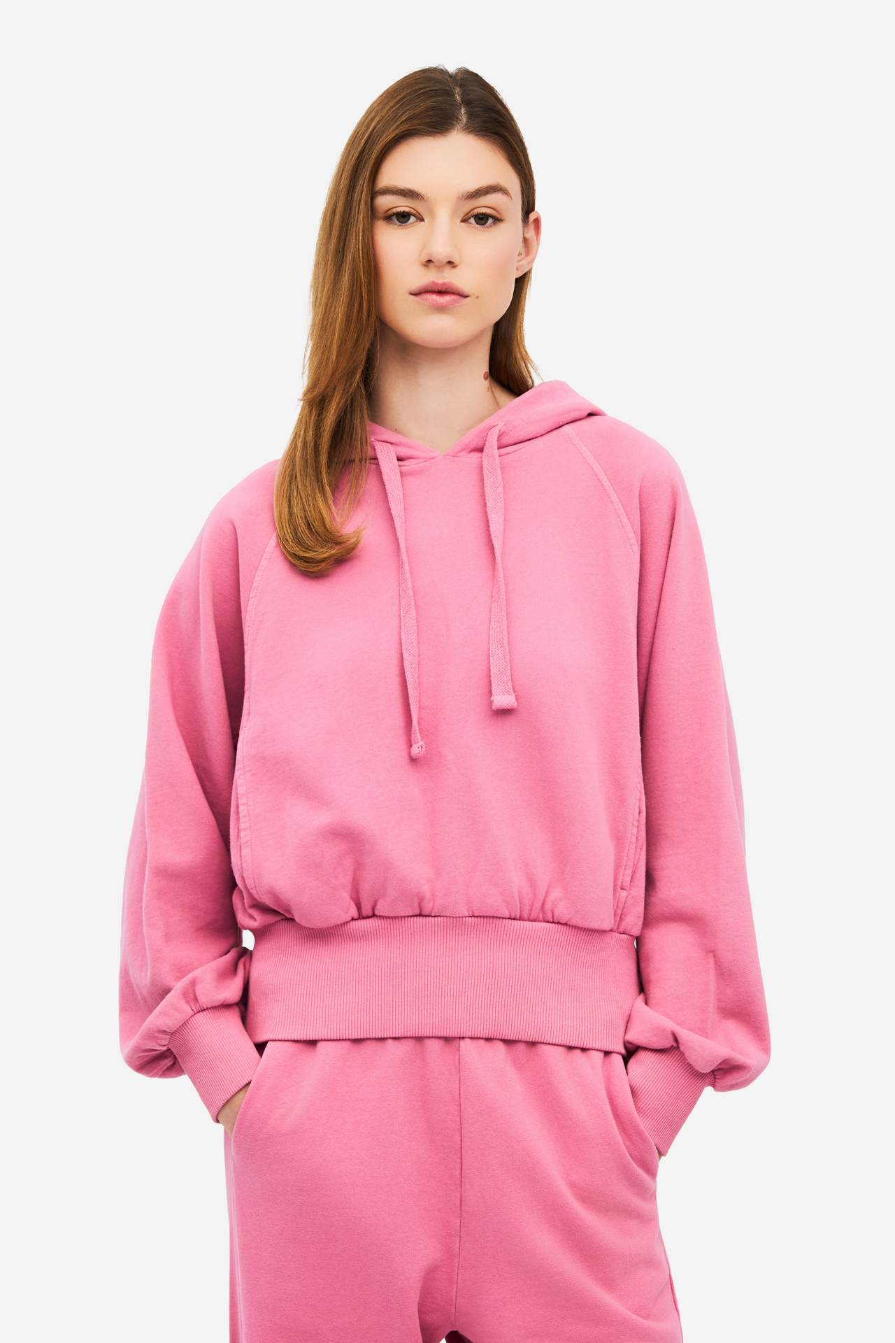 CROPPED RAGLAN HOODIE