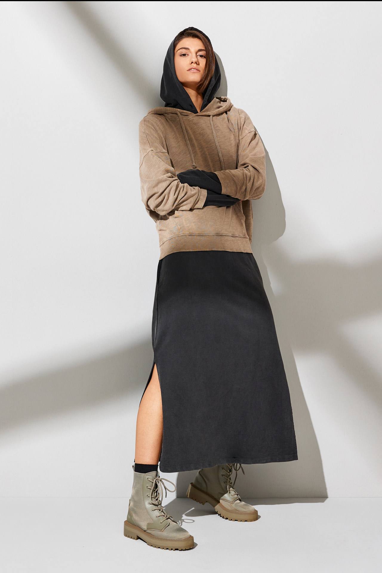 HEAVY SLUB DROP SHOULDER HOODIE