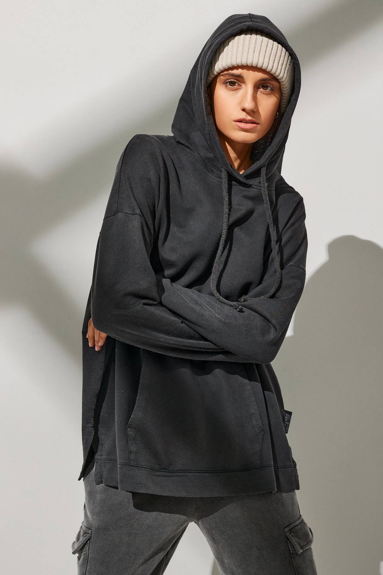 MODAL BLEND OVERSIZED HOODIE