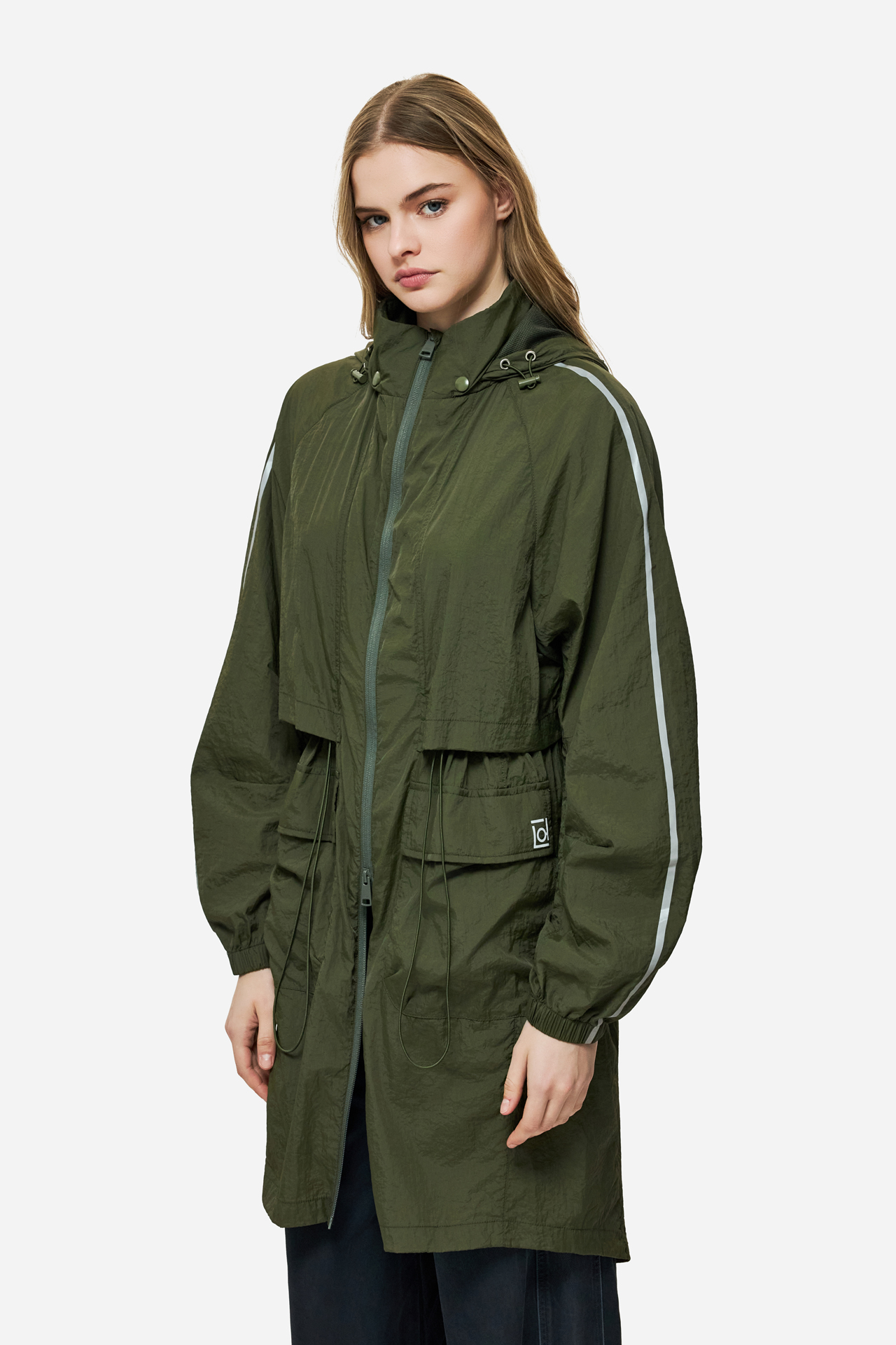 LIGHTWEIGHT PARKA