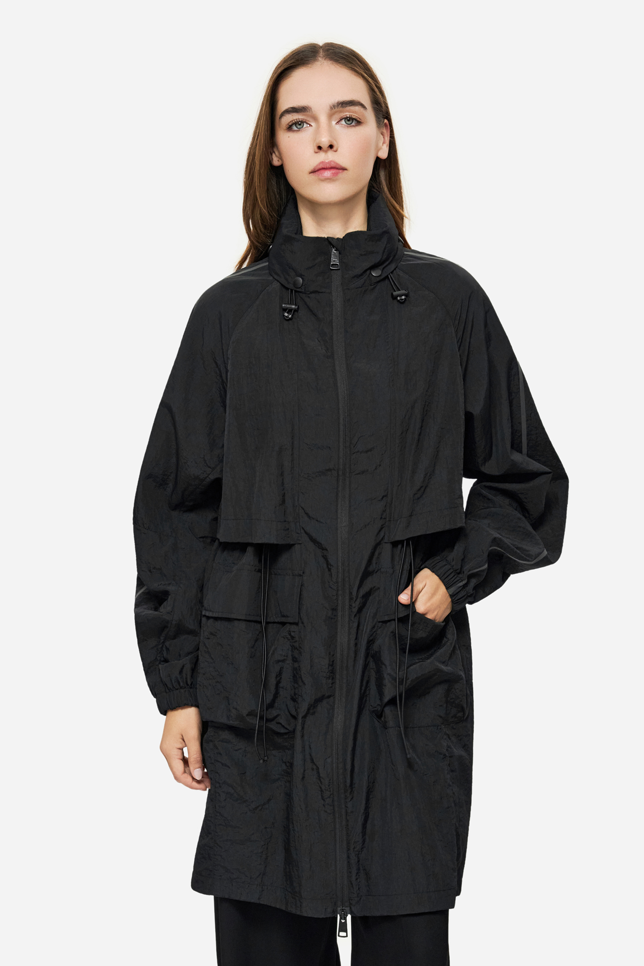 LIGHTWEIGHT PARKA