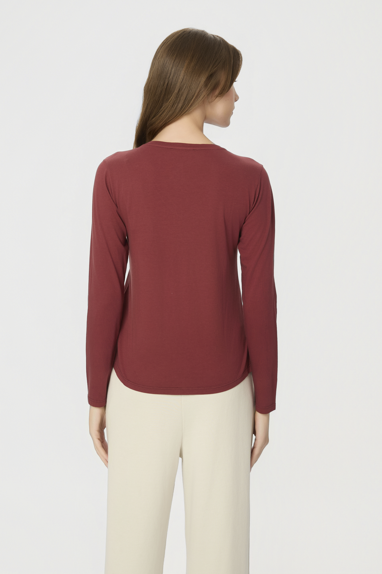 V-NECK LONGSLEEVE