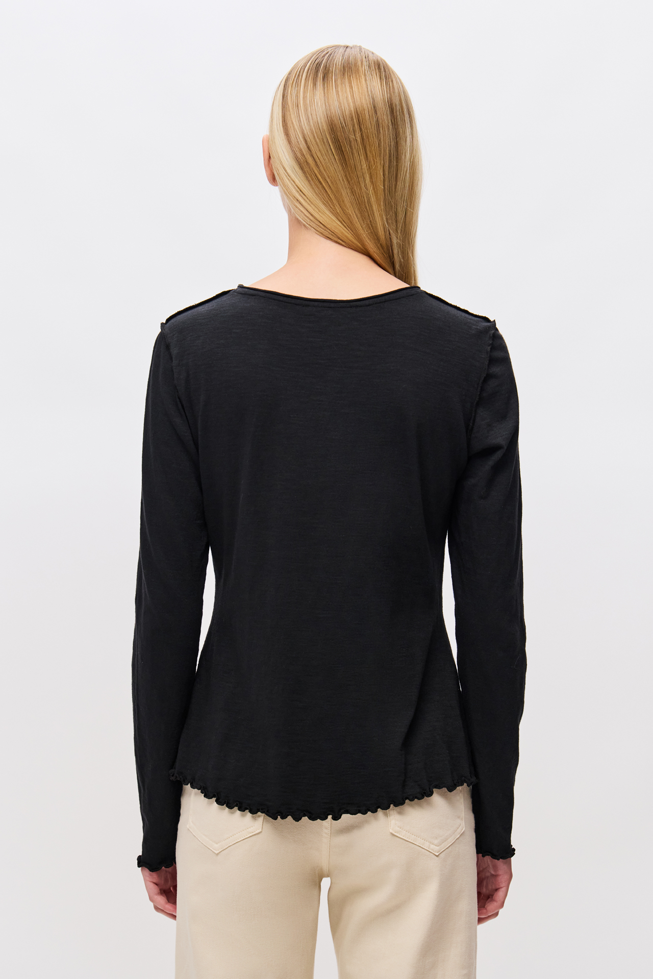 SLIMFIT LONGSLEEVE WITH REVERSE SEAMS