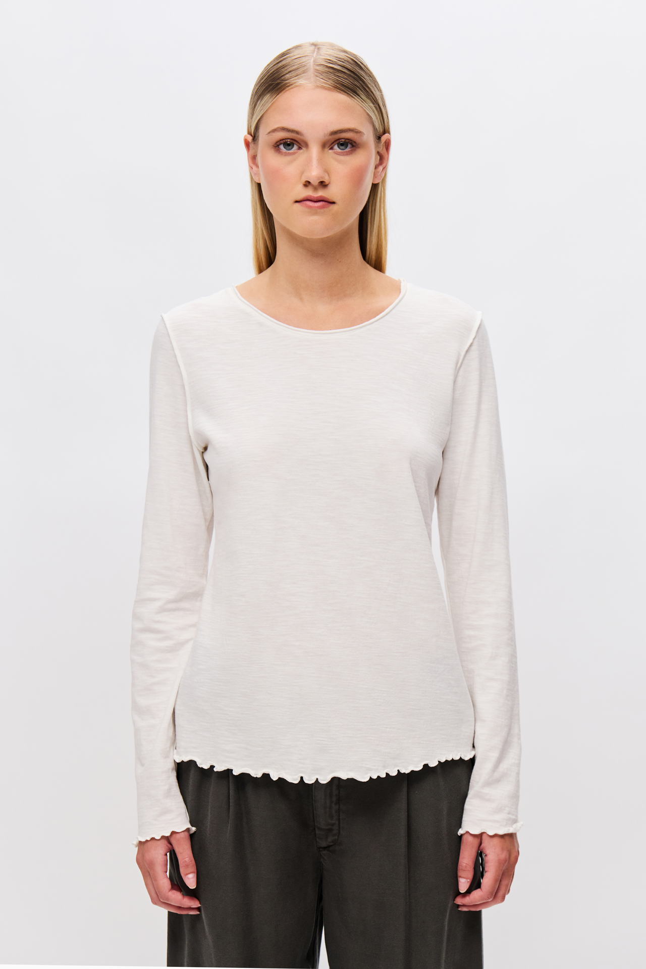 SLIMFIT LONGSLEEVE WITH REVERSE SEAMS