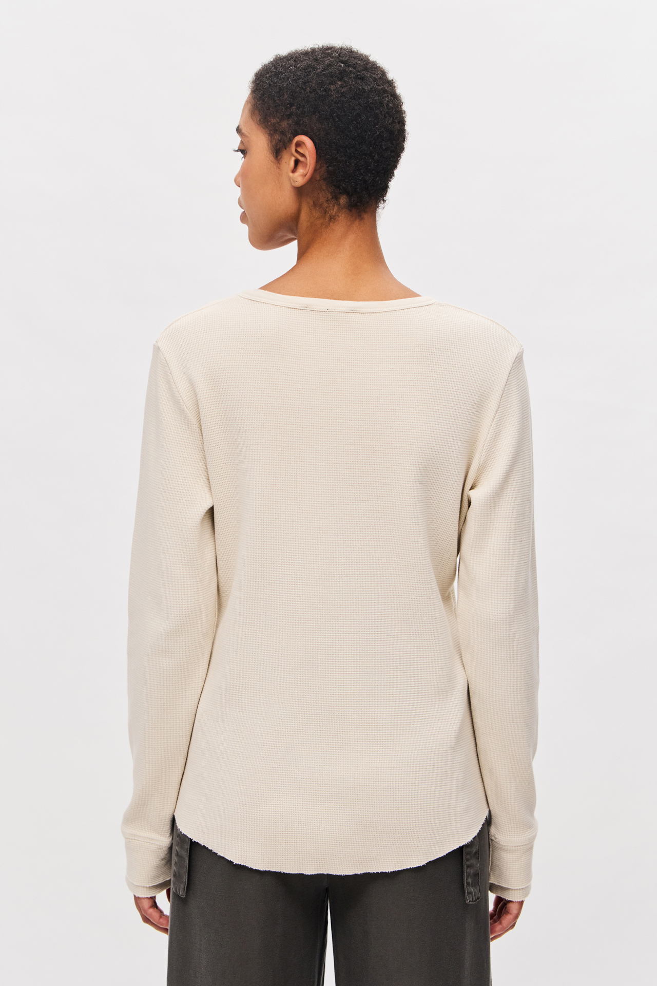 SLIM FIT LONGSLEEVE WITH BUTTONS