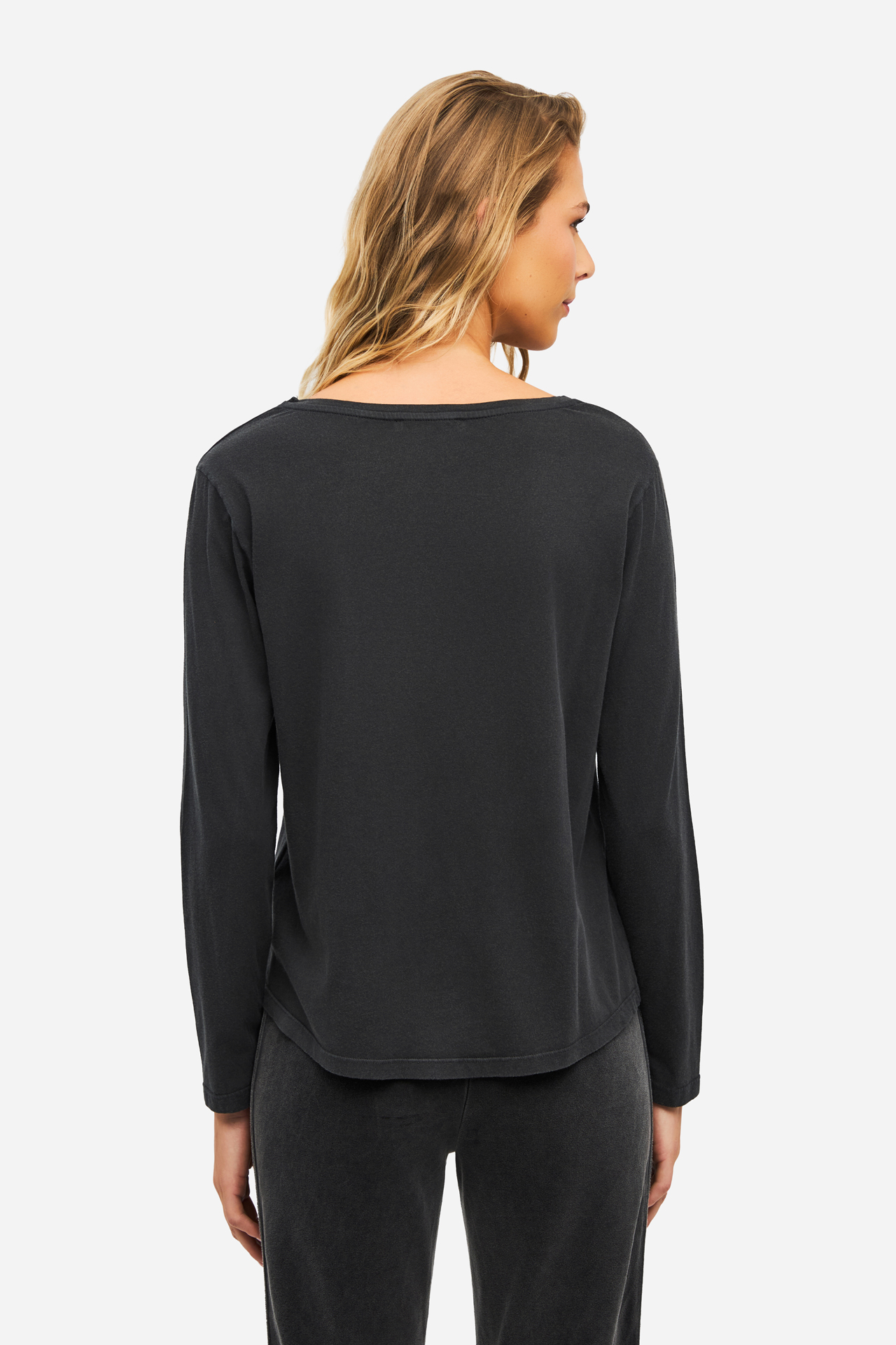 V-NECK LONGSLEEVE