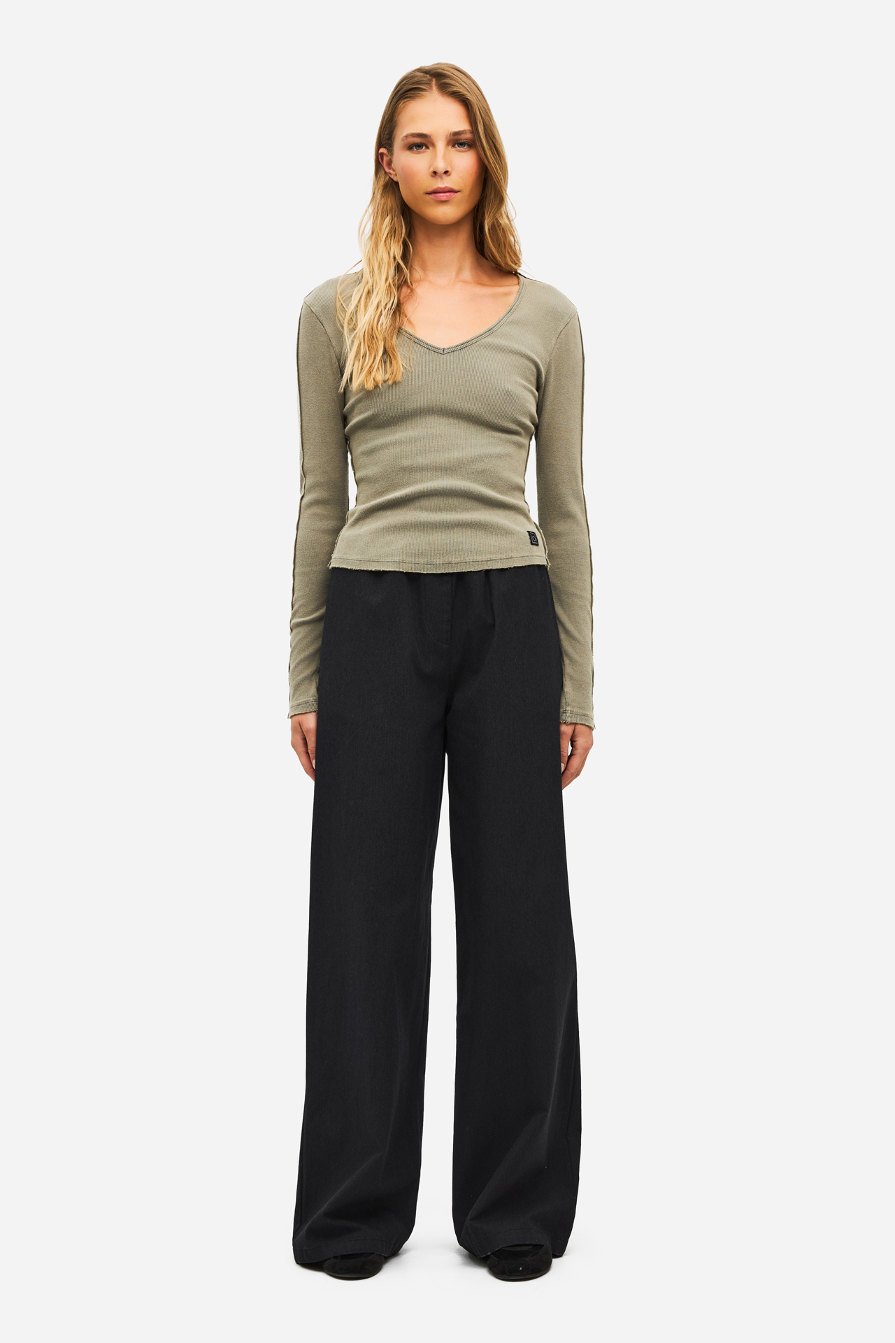 V NECK RIB LONGSLEEVE