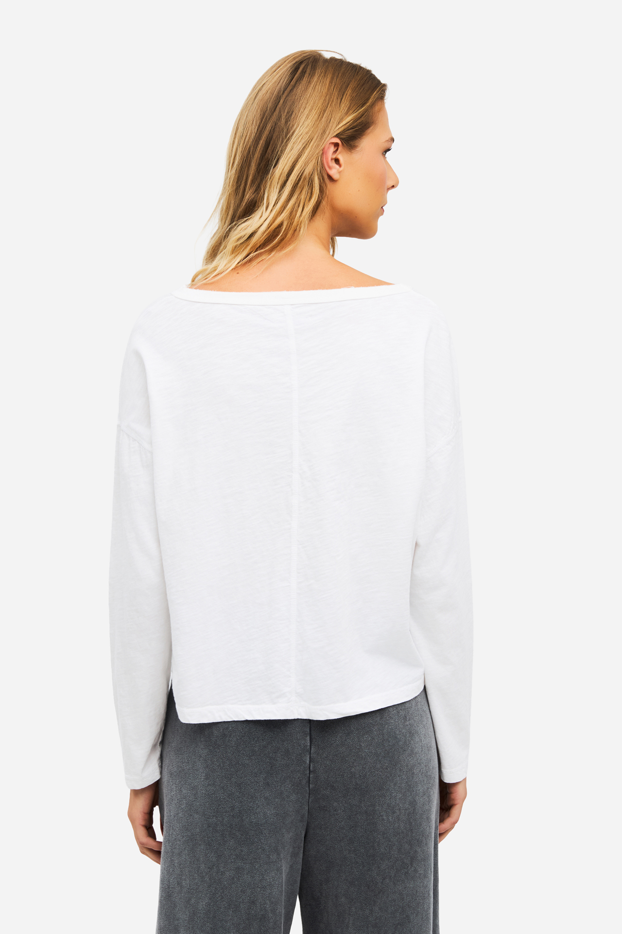 V NECK RELAXED LONGSLEEVE
