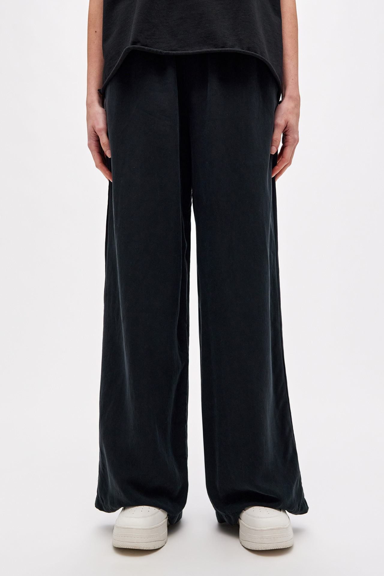 Pants With Side Cuts