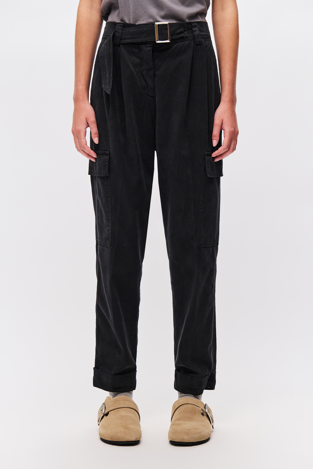 HIGH WAIST PLEATED CARGO PANTS