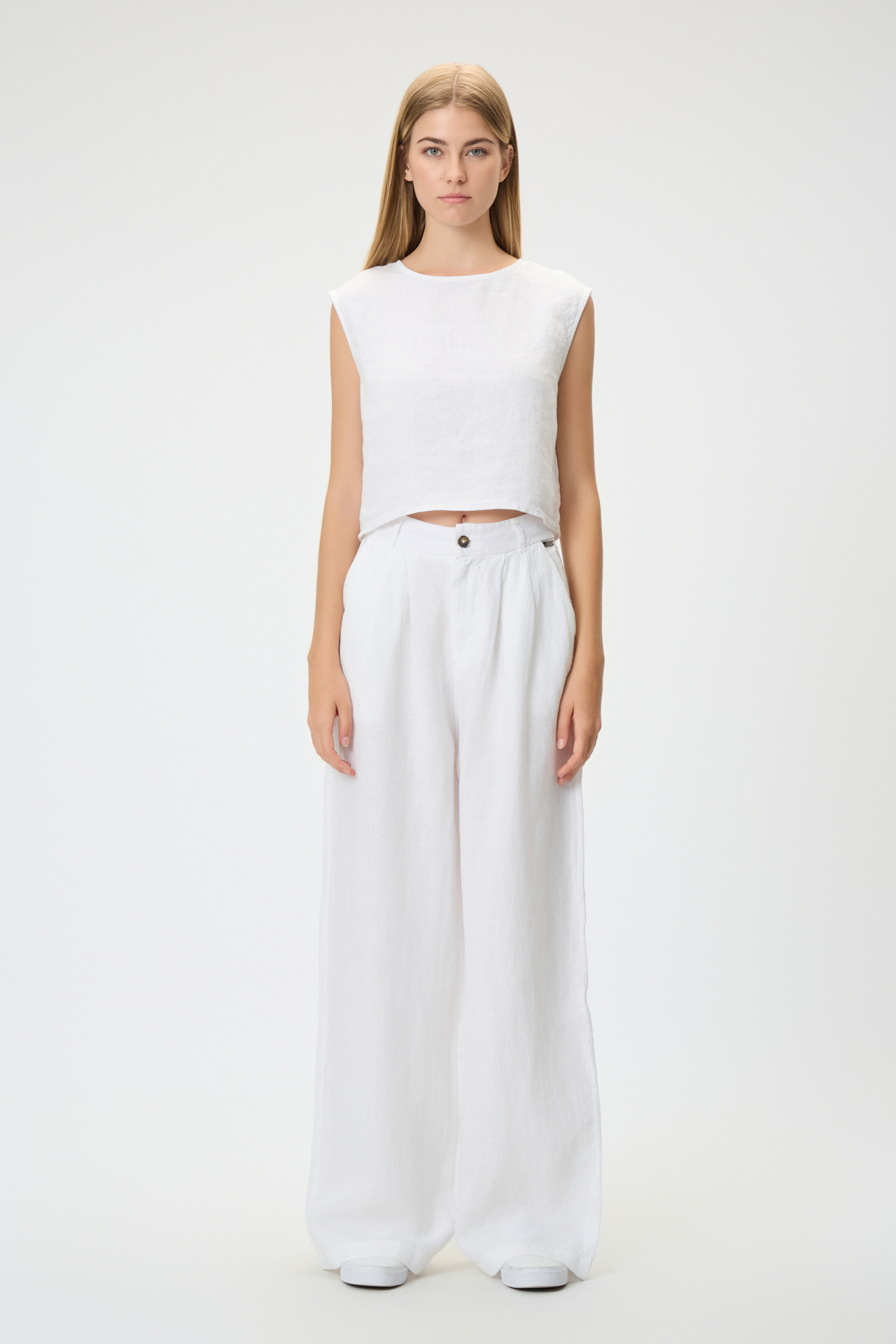 WIDELEG PLEATED PANTS