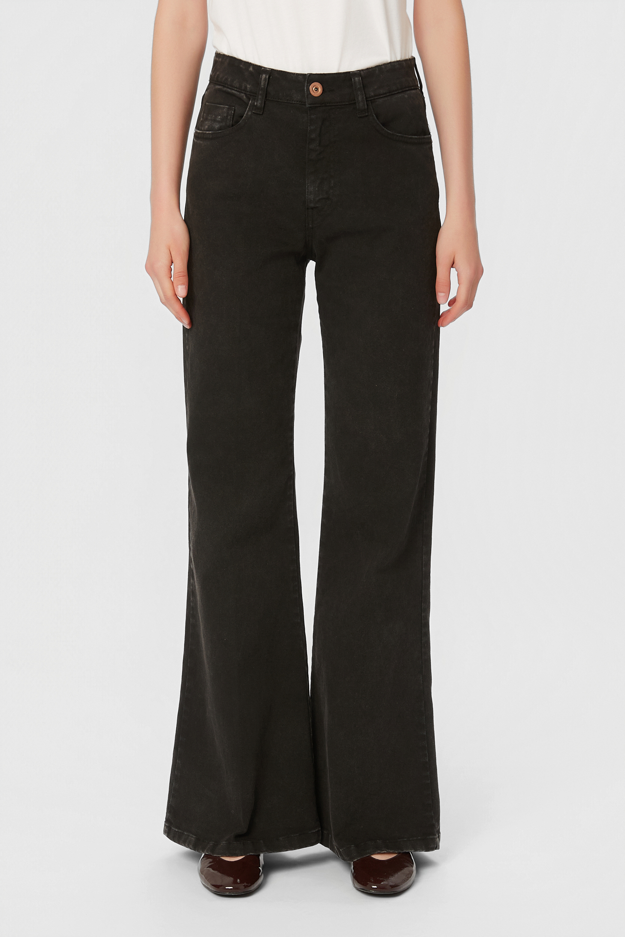 MID RISE FLARE PANTS