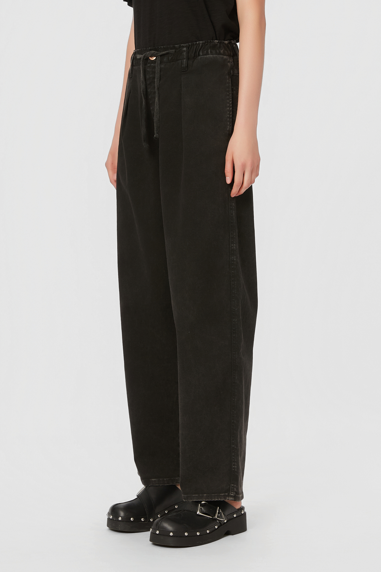 BAGGY STRAIGHT PANTS