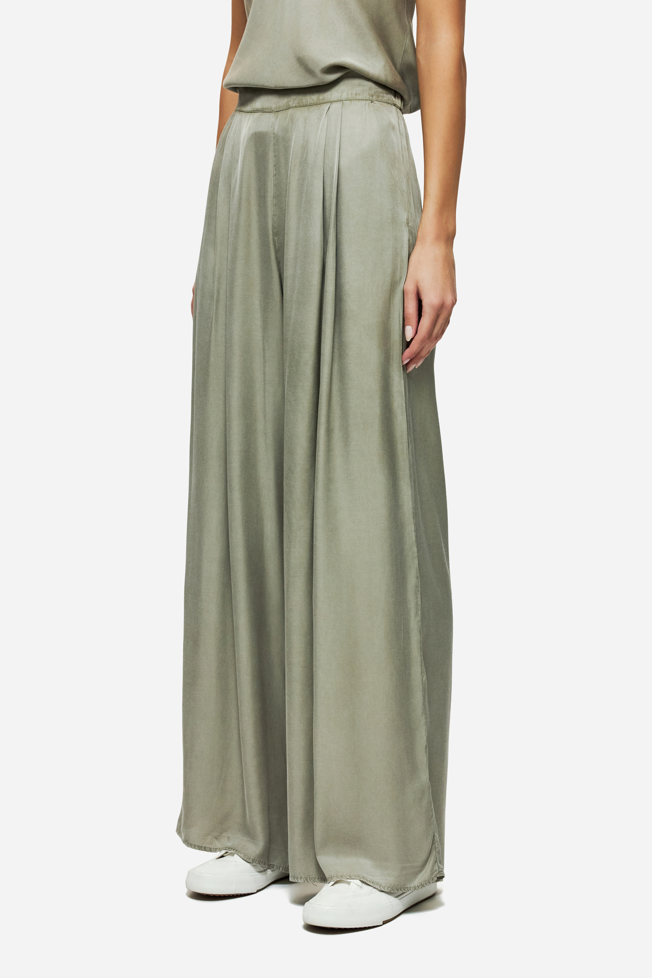 WIDE LEG PLEATED PANTS