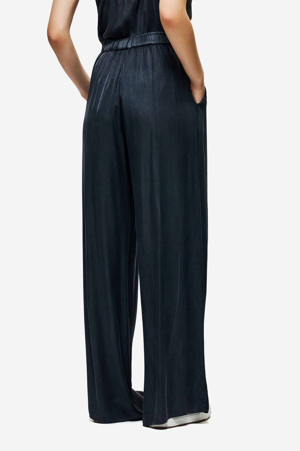 WIDE LEG PLEATED PANTS