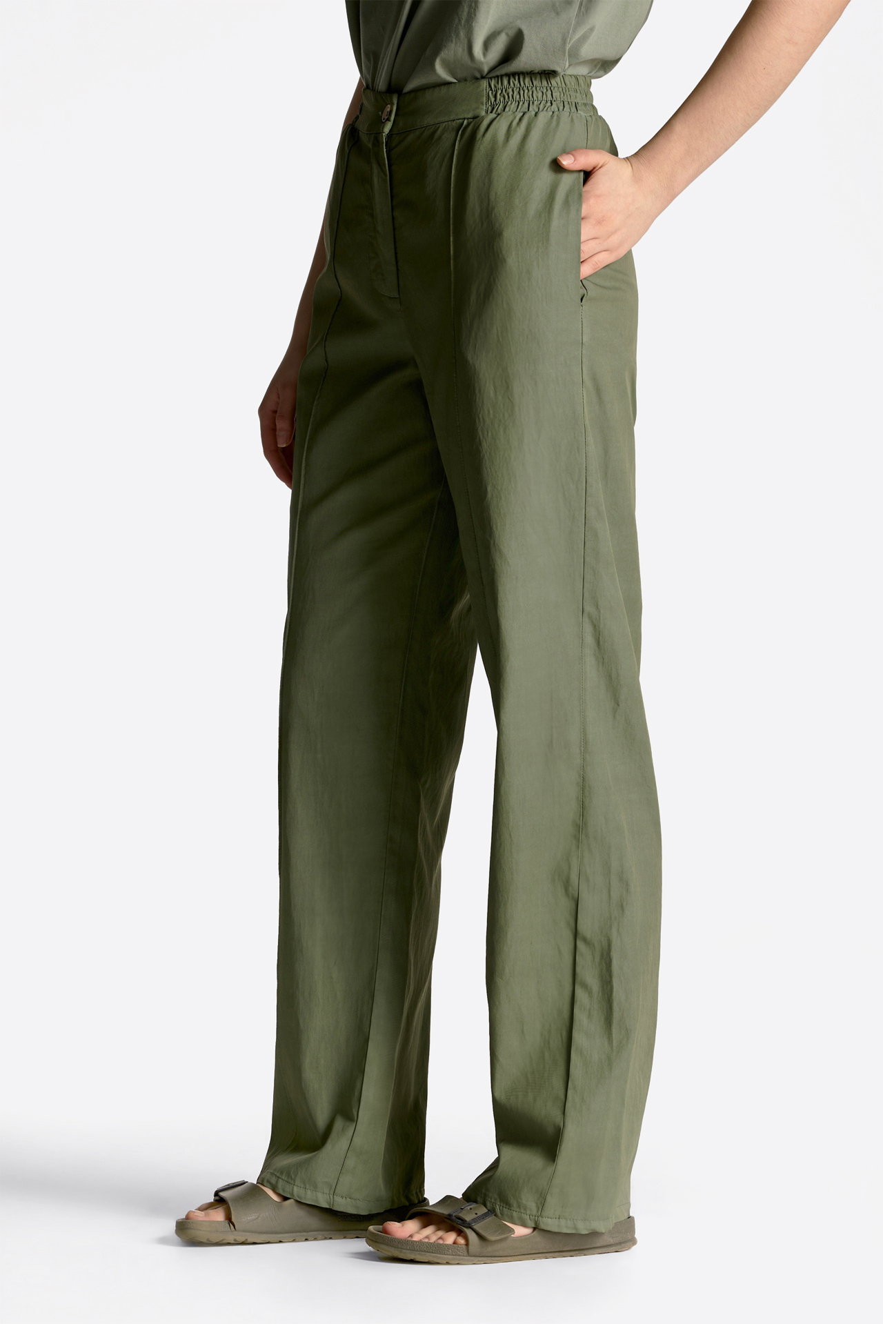 Straight-Leg Trouser