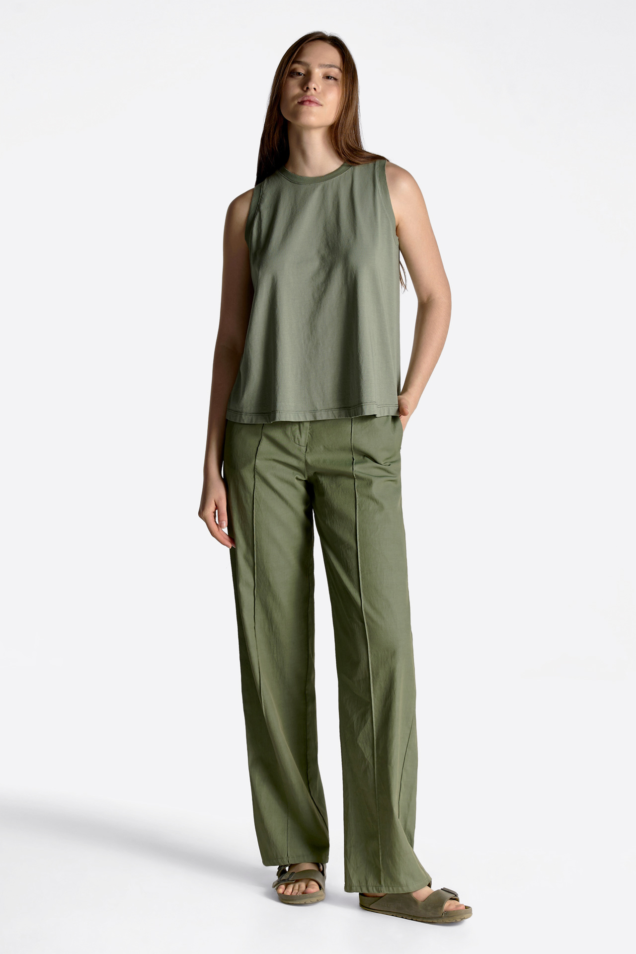 Straight-Leg Trouser