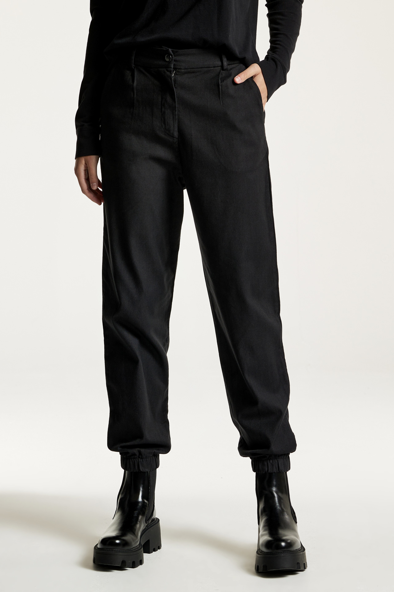 Pleated Jogger Trousers