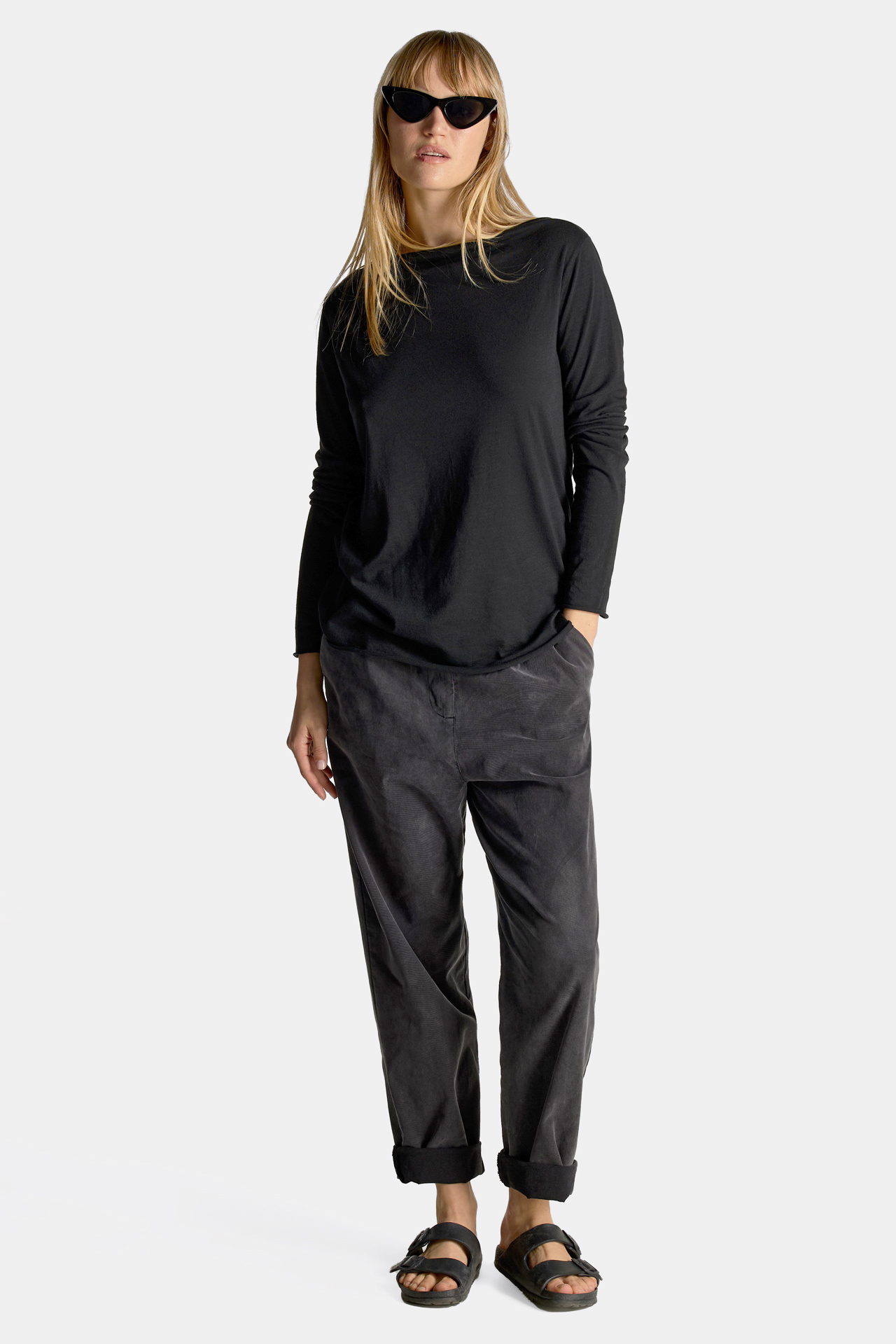 High-Rise Pleated Trouser