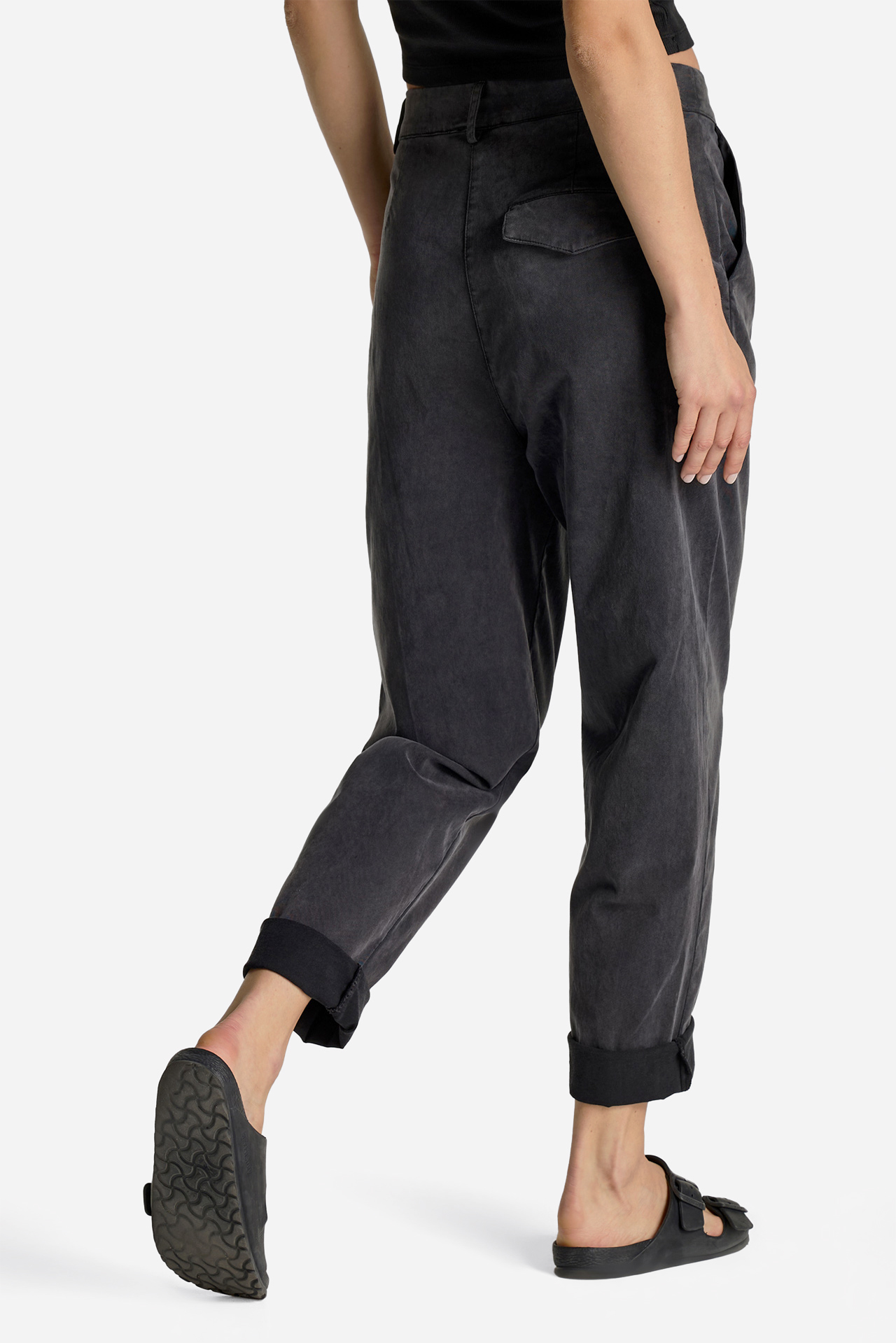 High-Rise Pleated Trouser