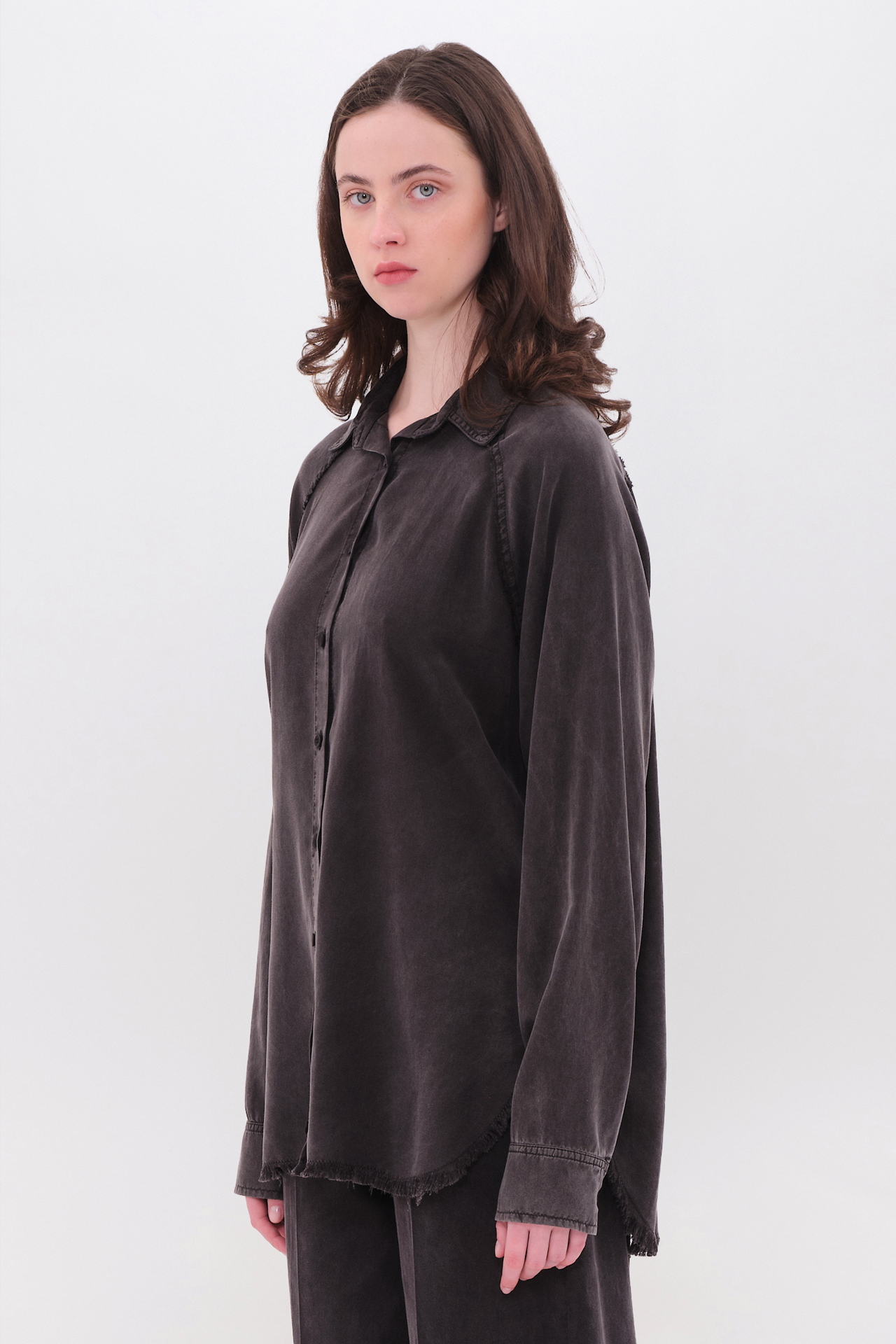 RELAXED RAGLAN SHIRT