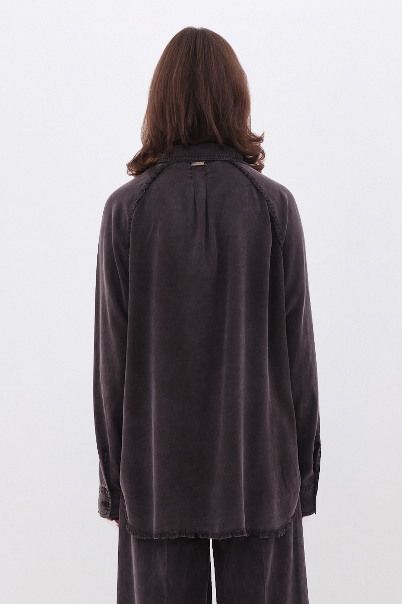 RELAXED RAGLAN SHIRT