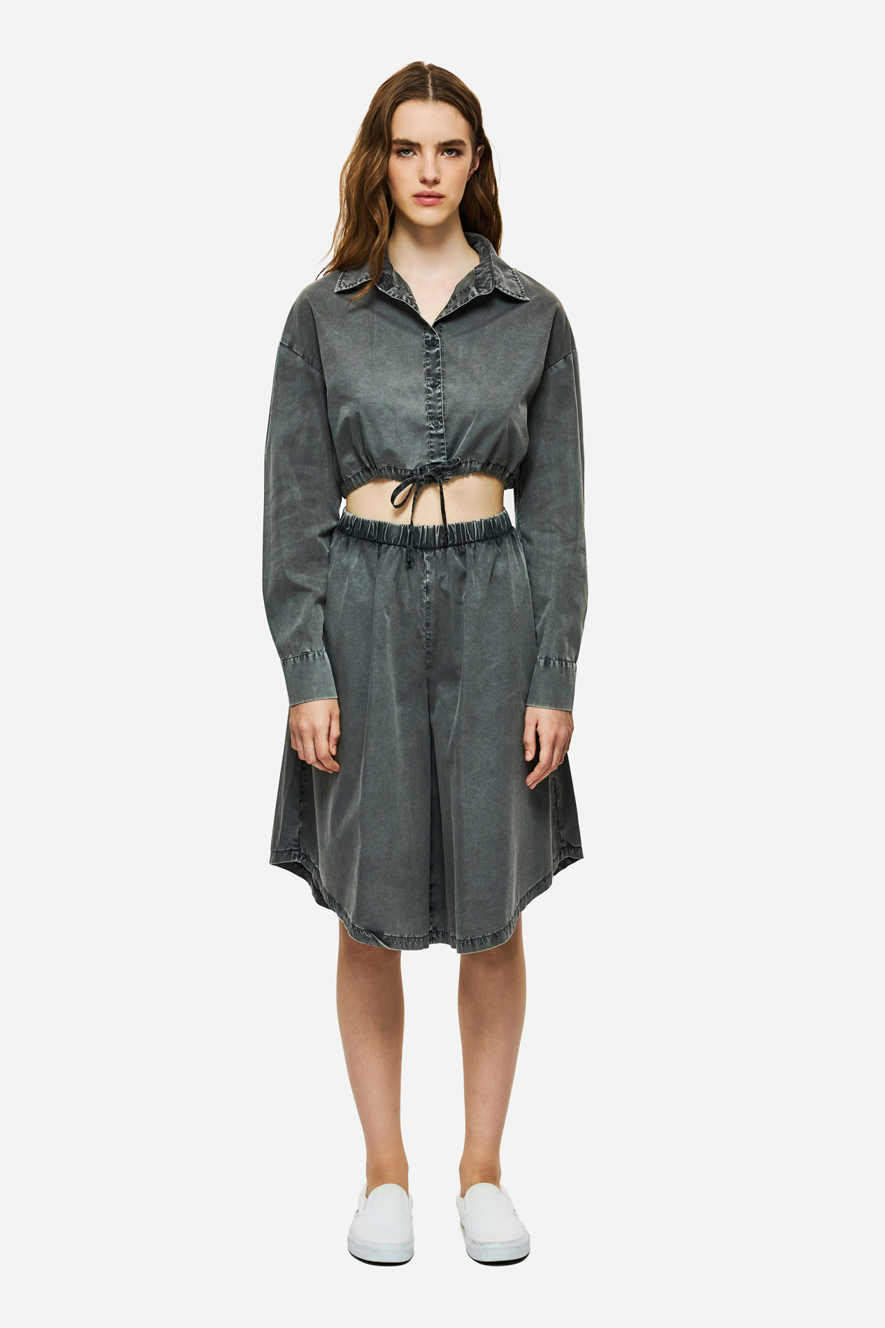 CROPPED SHIRT WITH DRAWSTRING