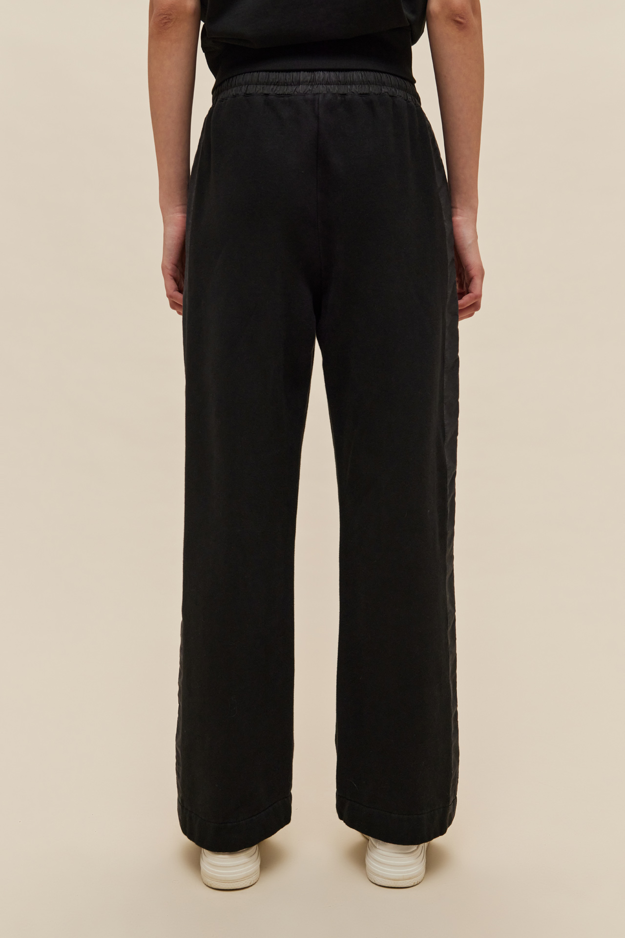 Contrast Detailed Sweatpants