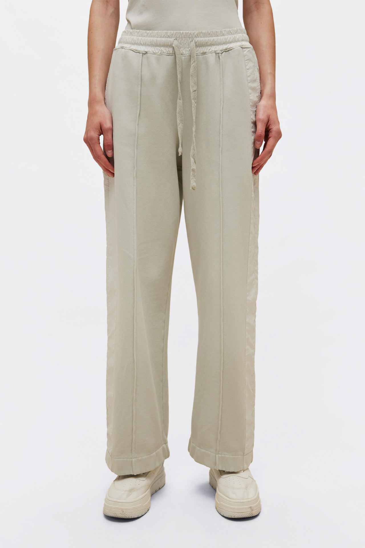 Contrast Detailed Sweatpants