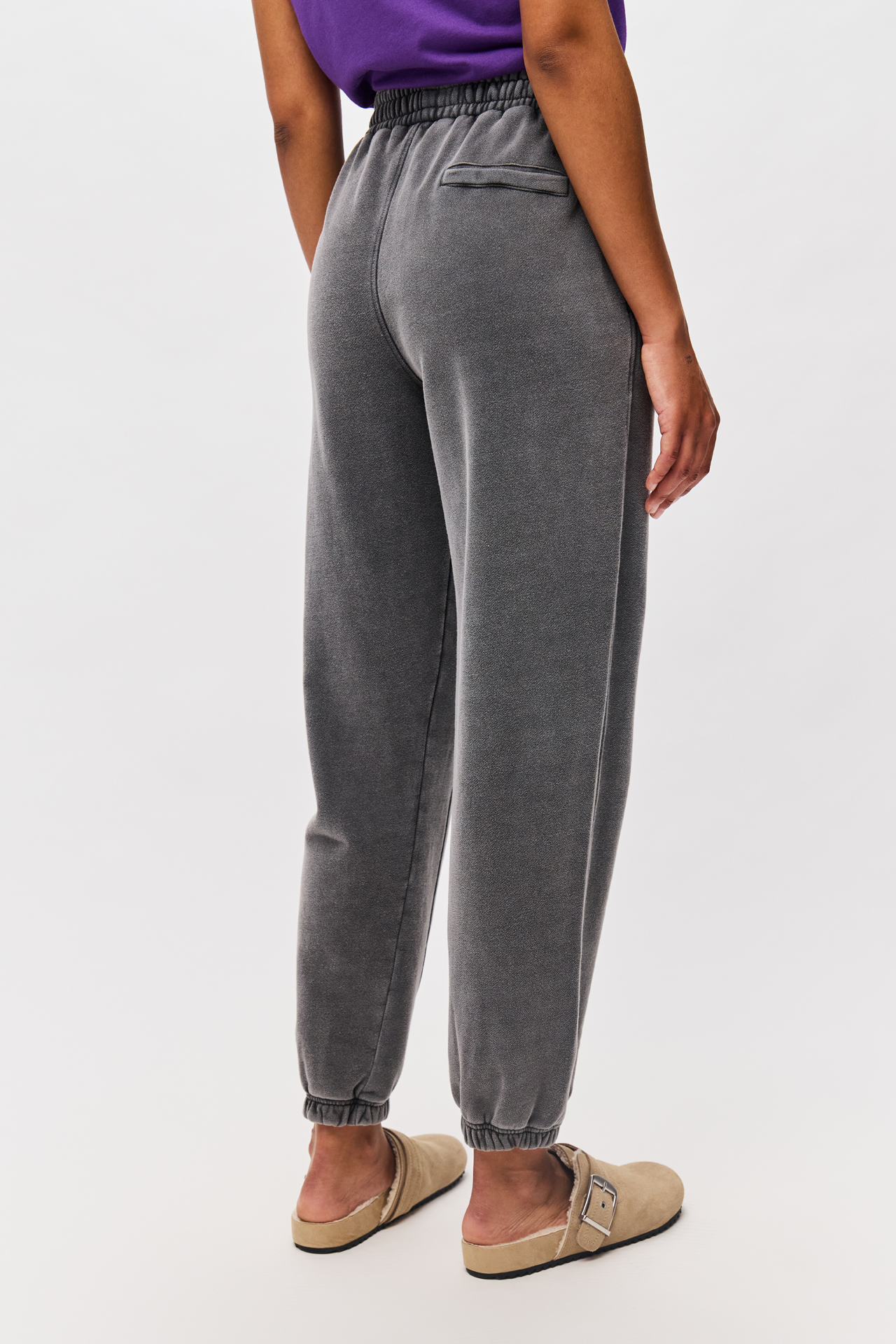 REGULAR CUFFED SWEATPANTS