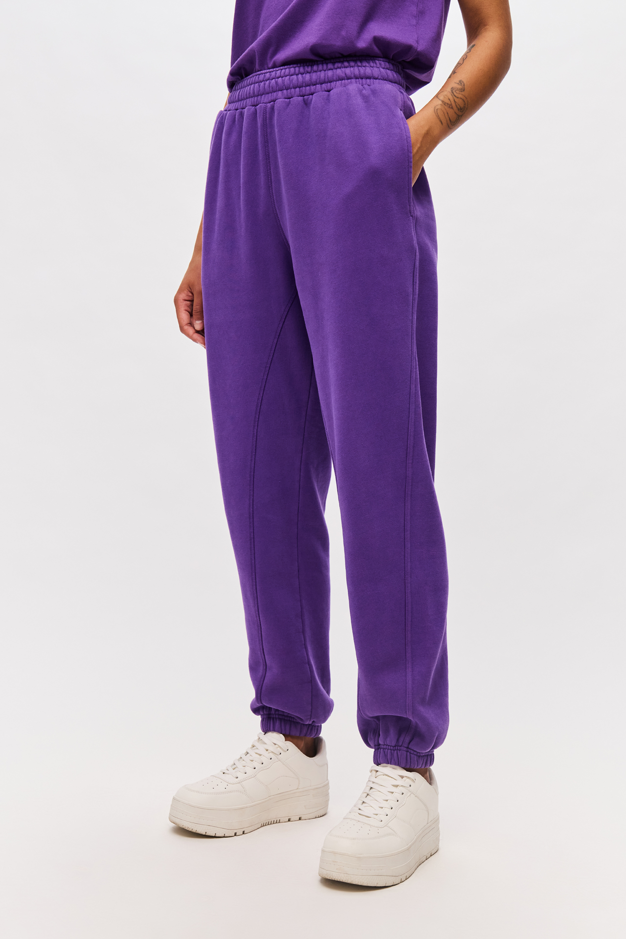 REGULAR CUFFED SWEATPANTS