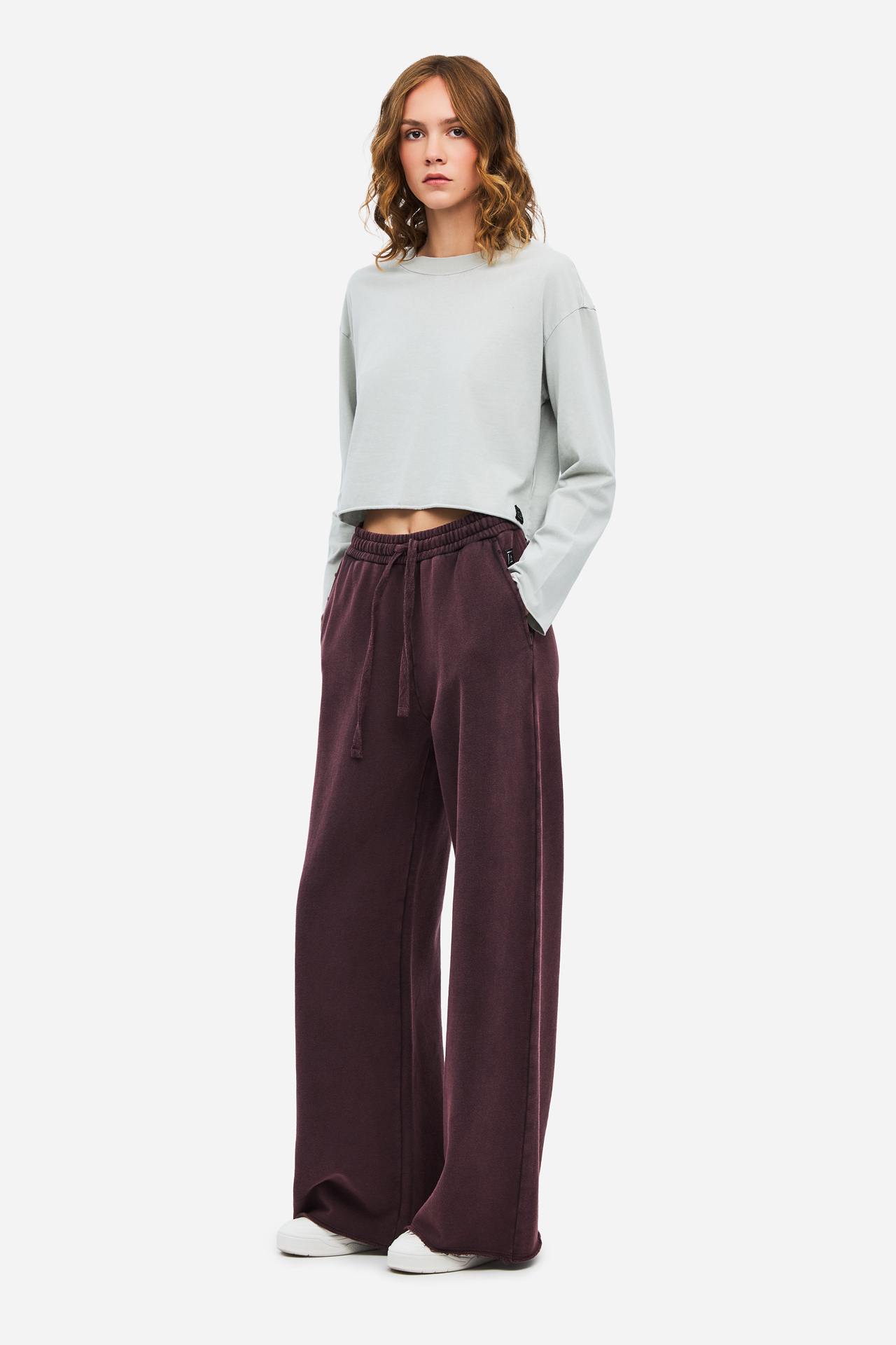 WIDELEG SWEATPANTS WITH RAW EDGES